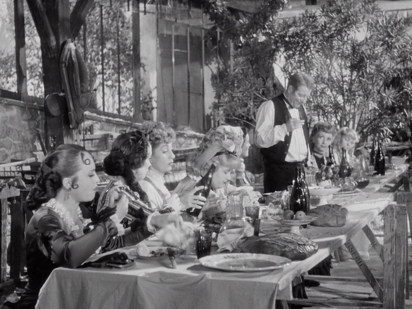 Le Plaisir (1952) —  shot,  lighting