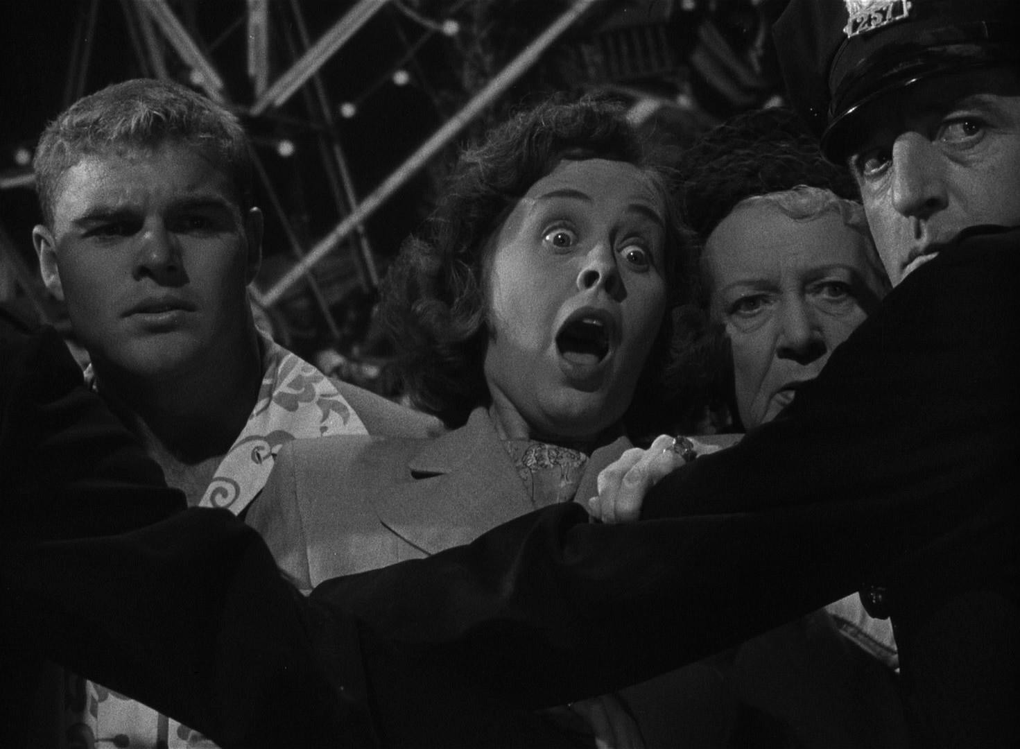 Strangers on a Train (1951) —  shot,  lighting