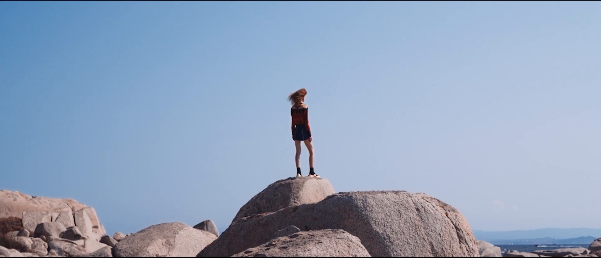 Louis Vuitton - Cruise 2019 (2018) —  shot,  lighting