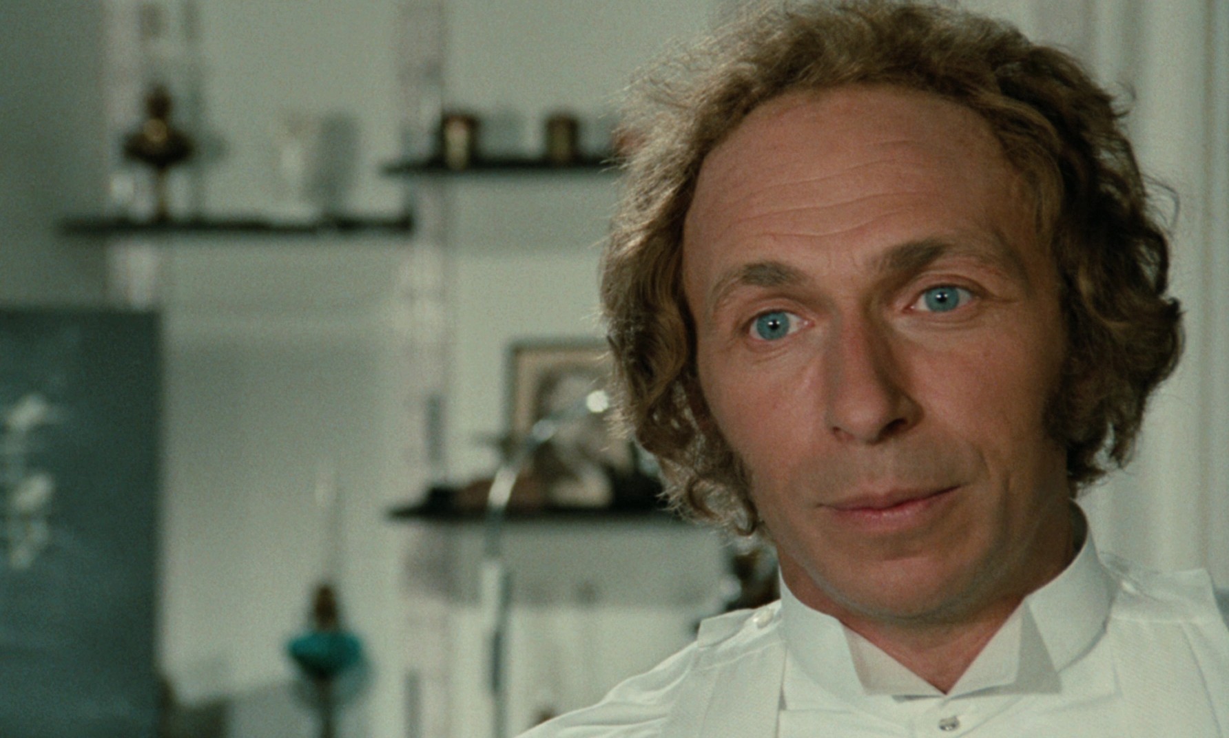 The Tall Blond Man with One Black Shoe (1972) —  shot,  lighting