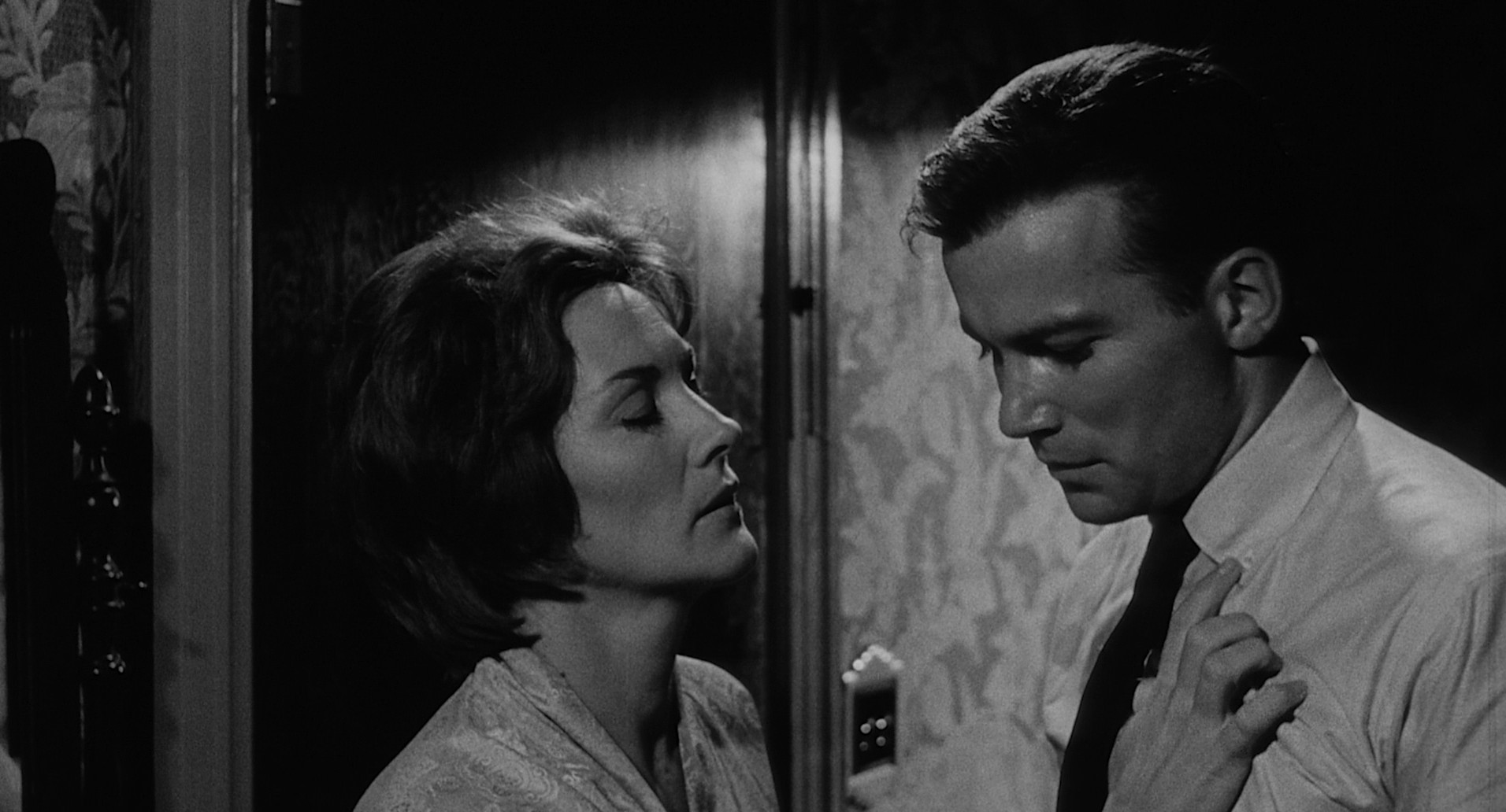 The Stranger (1962) —  shot,  lighting