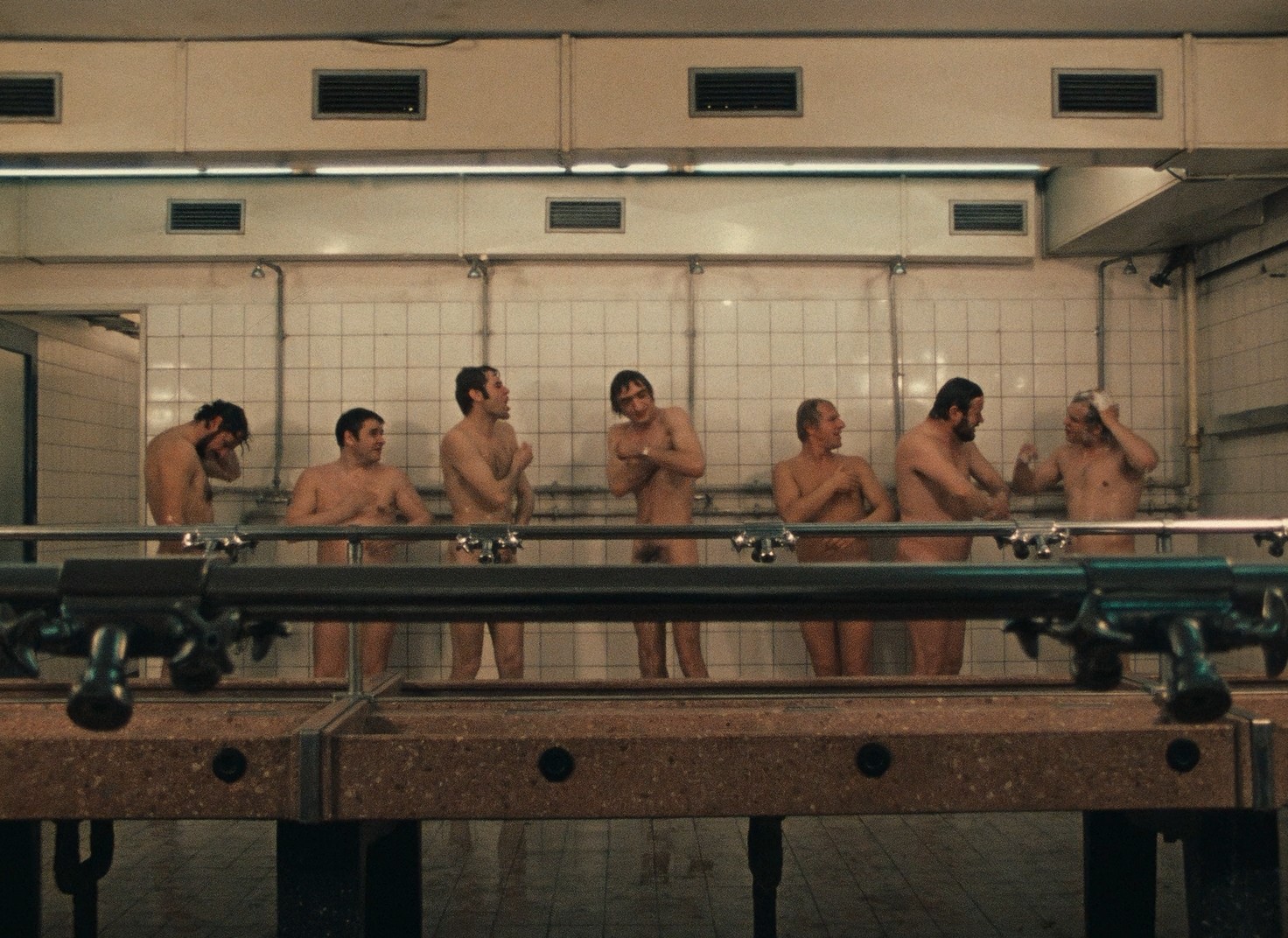 Eight Hours Don't Make a Day (1972) —  shot,  lighting