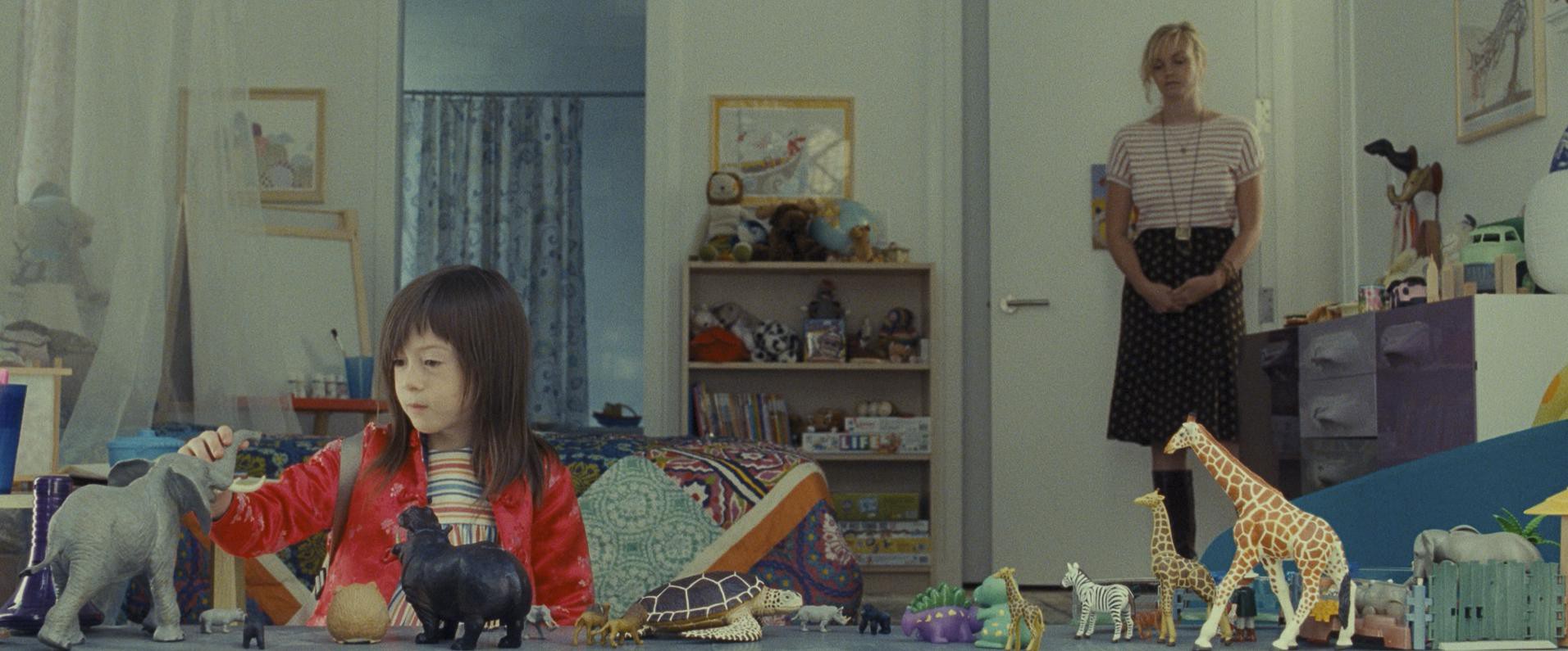 What Maisie Knew (2012) —  shot,  lighting