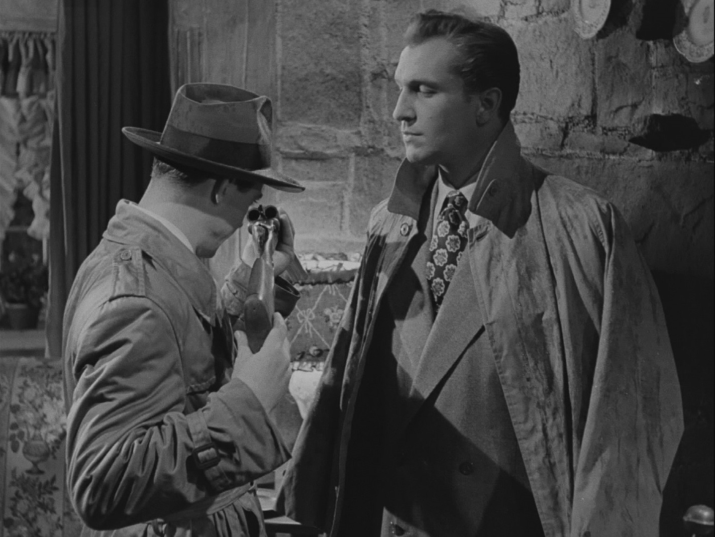 Laura (1944) —  shot,  lighting