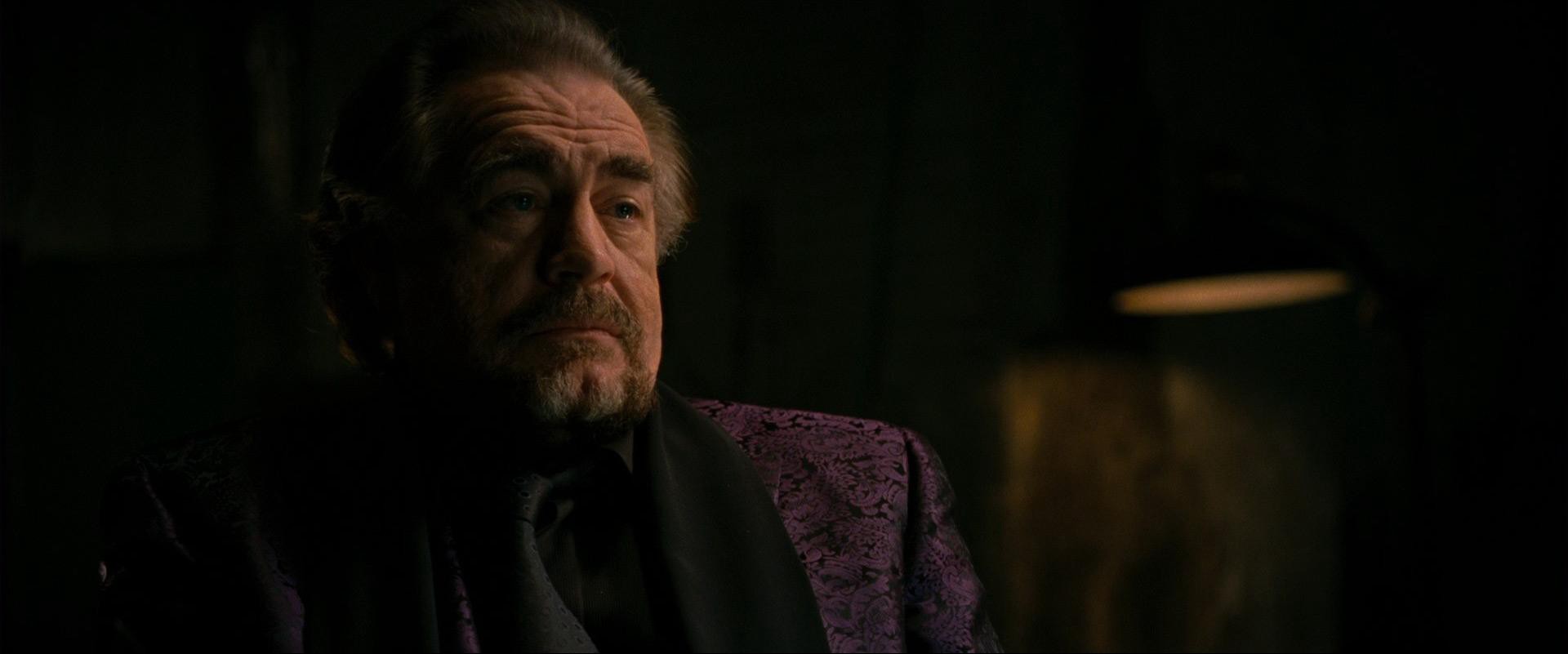 RED (2010) —  shot,  lighting