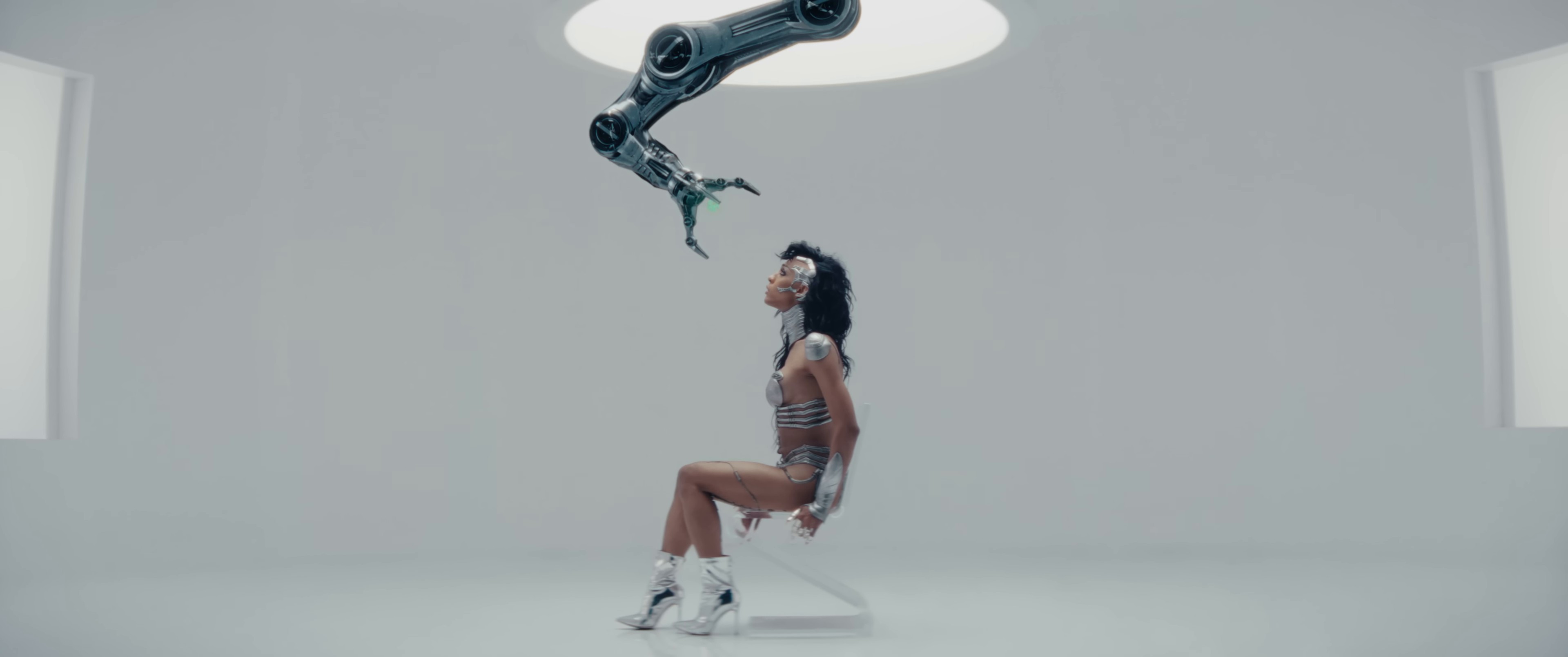 Green Lights (2024) —  shot,  lighting