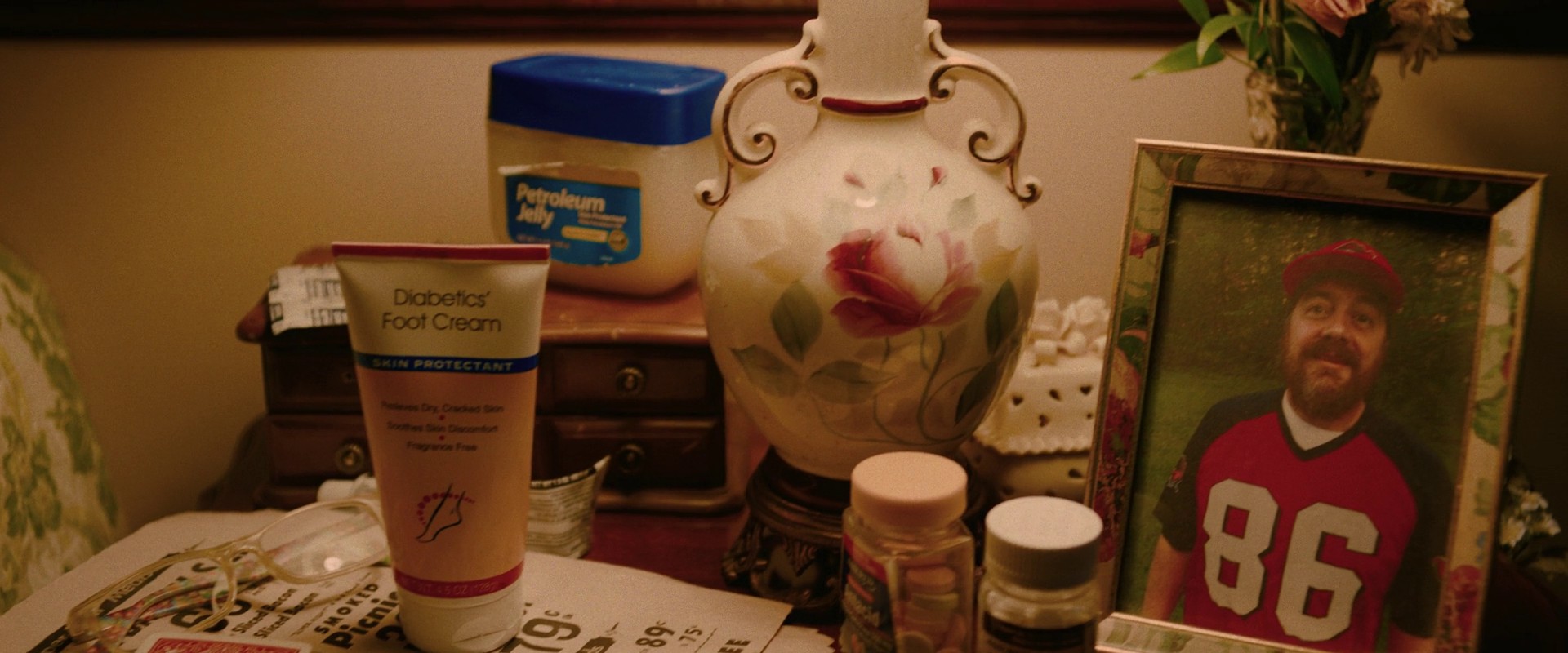 I Care a Lot (2020) —  shot,  lighting