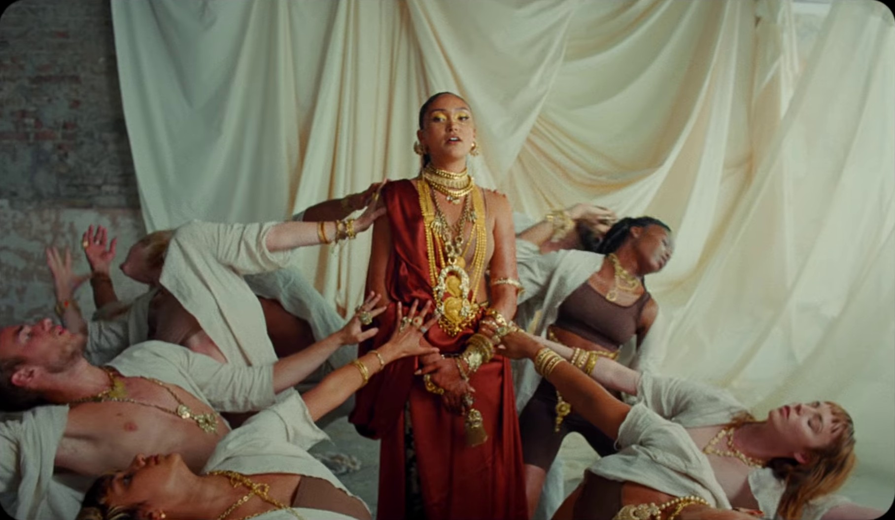 Feet Don't Fail Me Now (2021) —  shot,  lighting