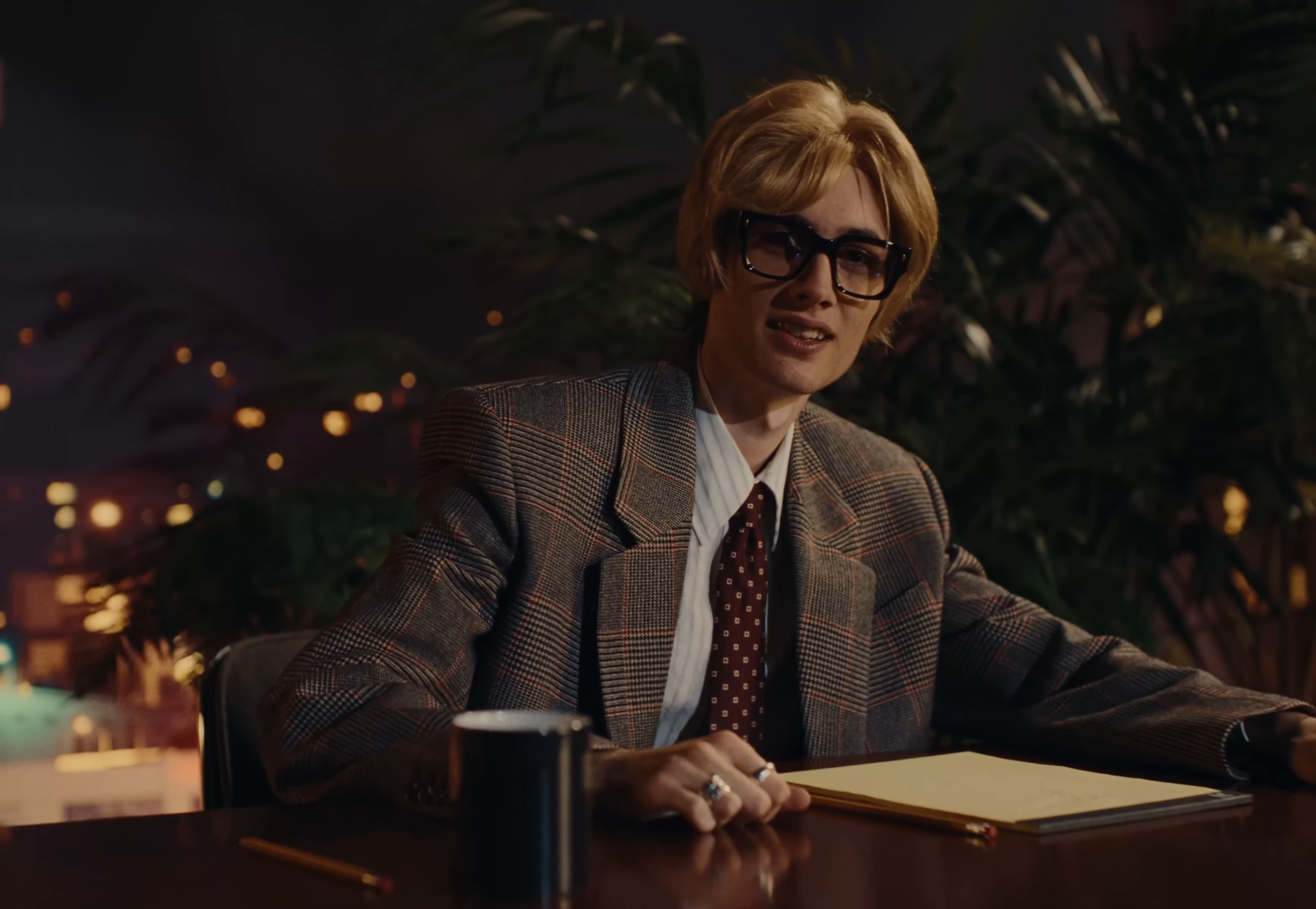 12 to 12 (2025) —  shot,  lighting