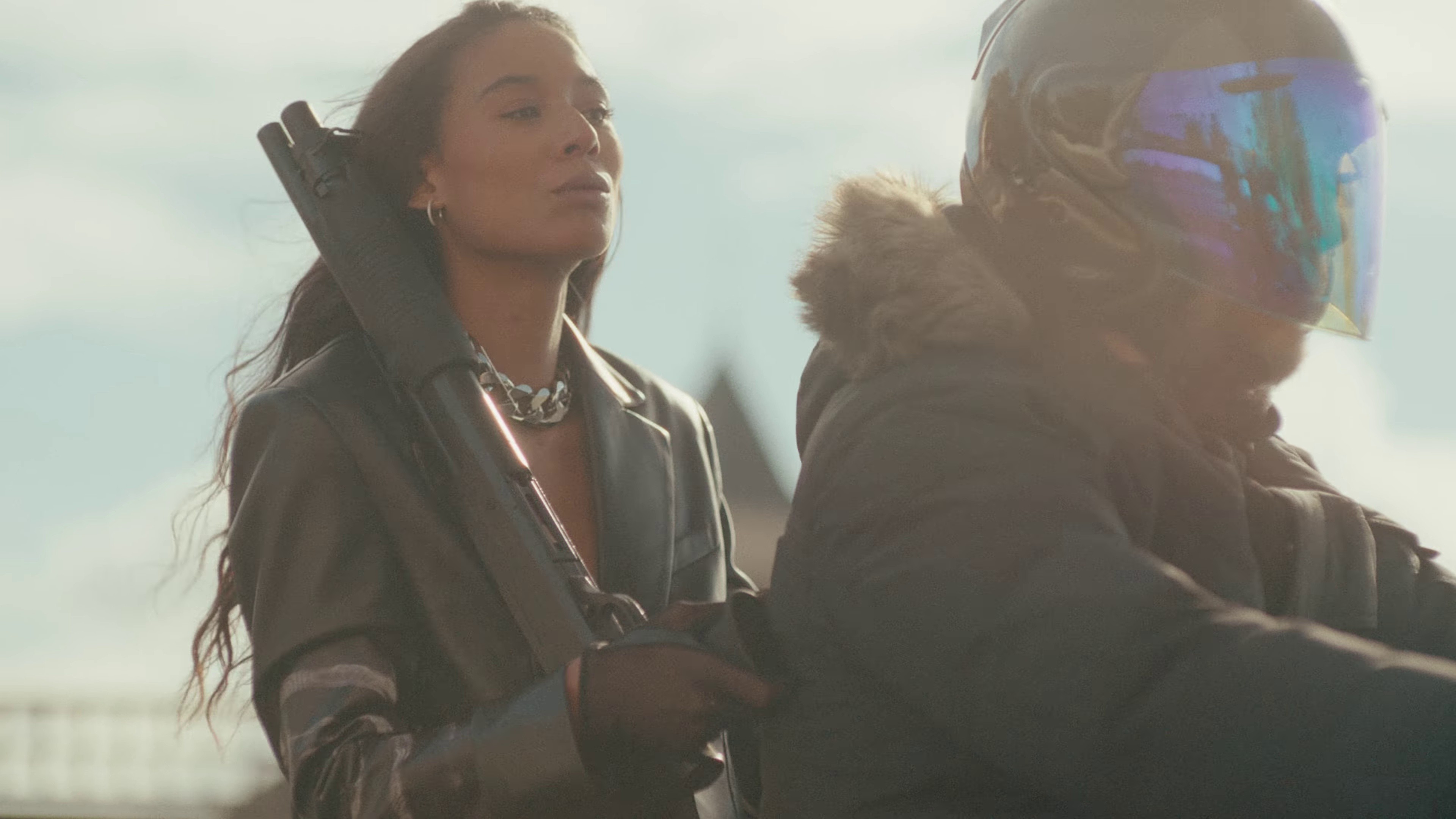 Rider toute la night  (2021) —  shot,  lighting