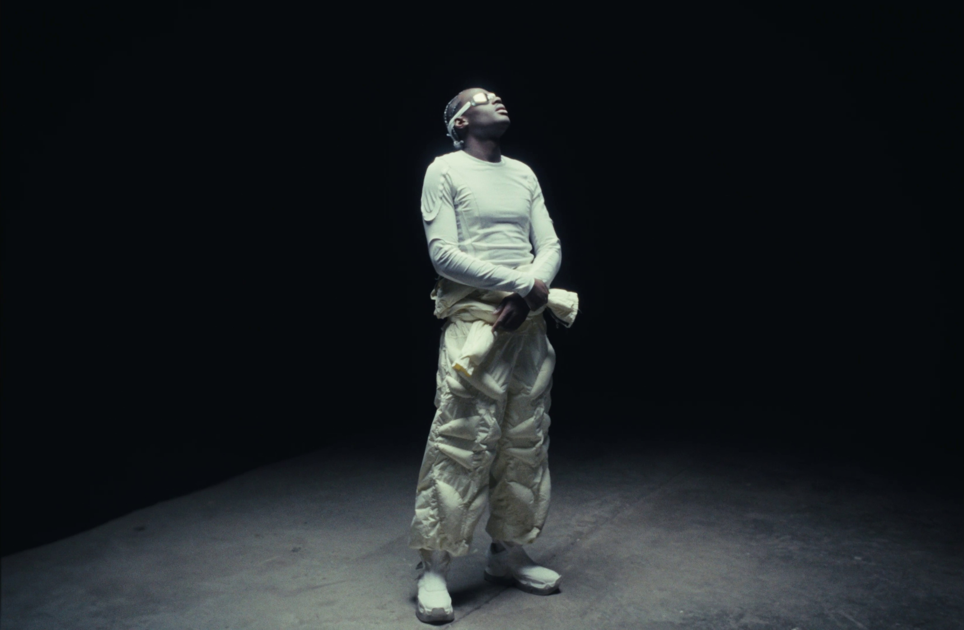 SPEED UP (2023) —  shot,  lighting