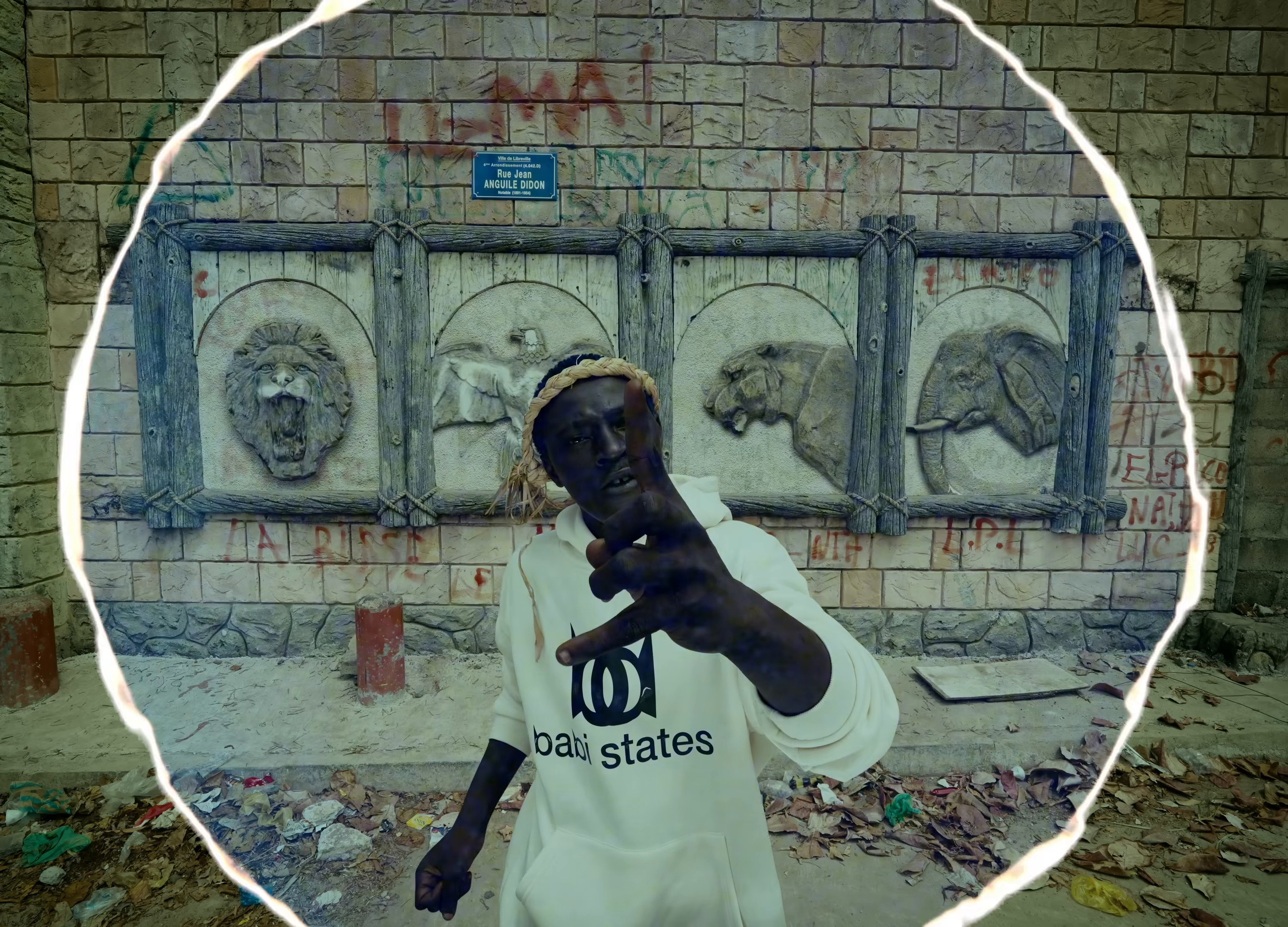 King ( Maillot ) (2025) —  shot,  lighting