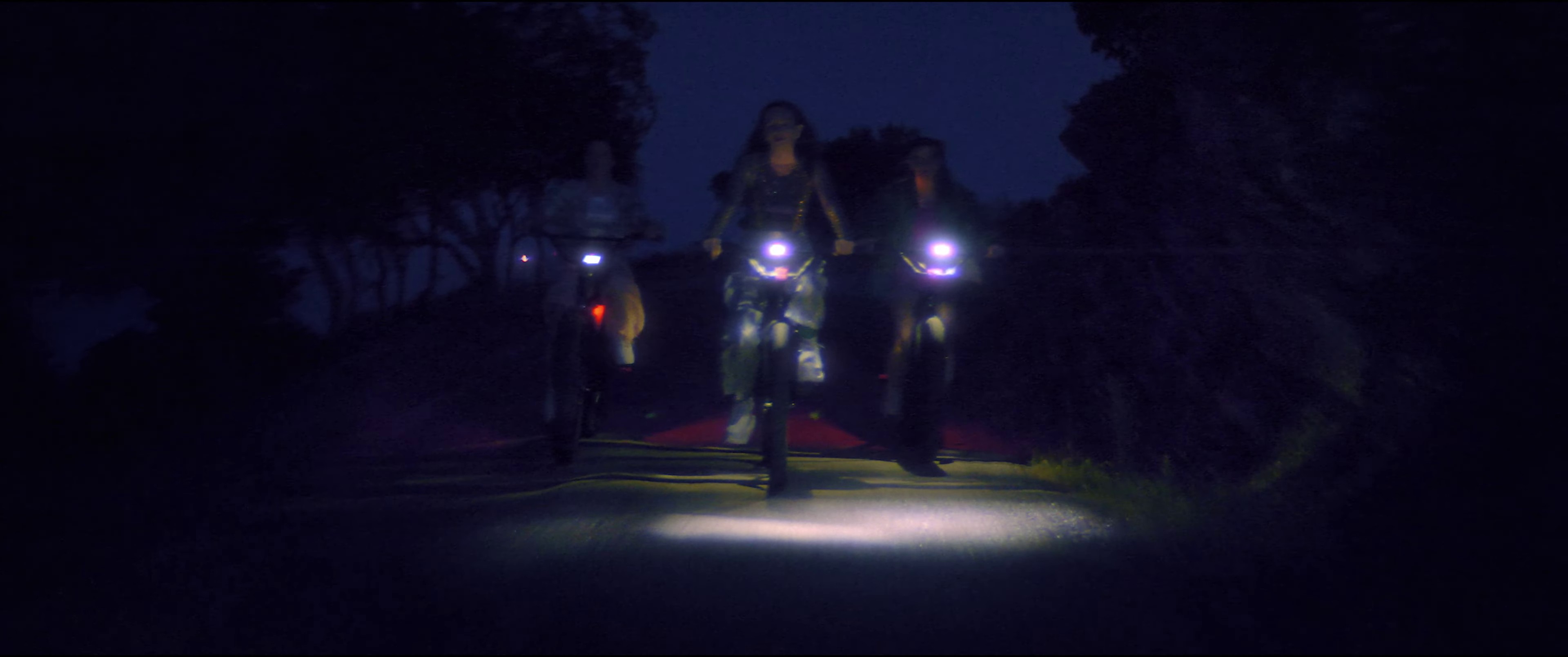 Toute La Nuit (2023) —  shot,  lighting