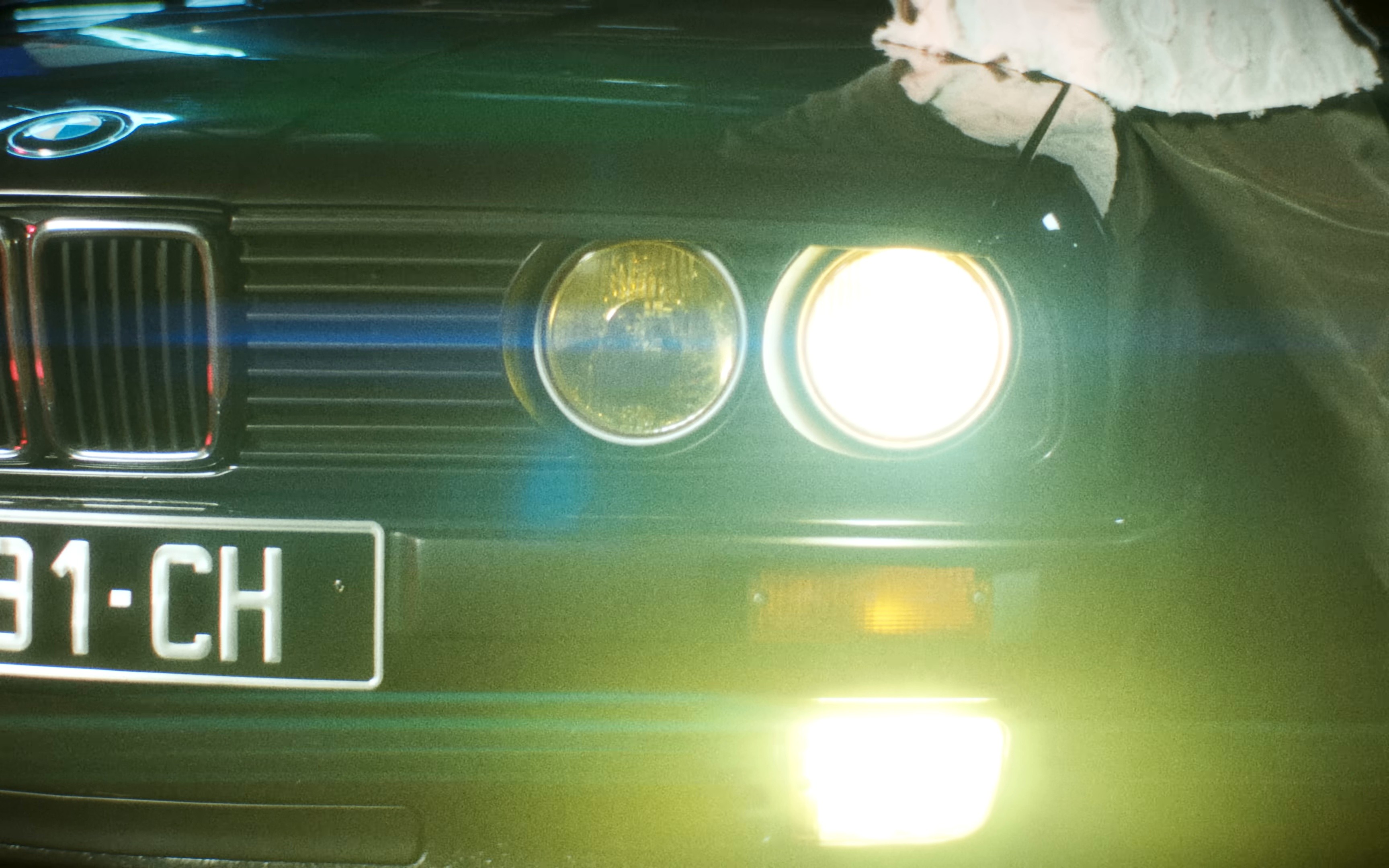 Aime comme ça (la cité) (2025) —  shot,  lighting