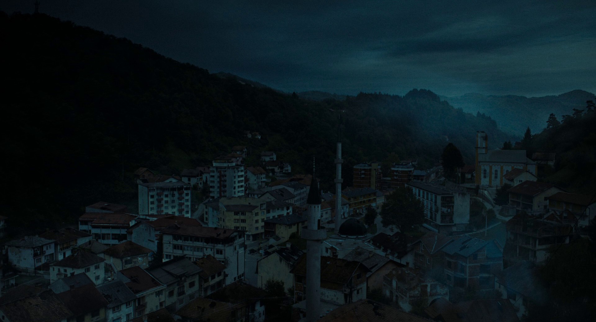 Quo Vadis, Aida? (2020) —  shot,  lighting