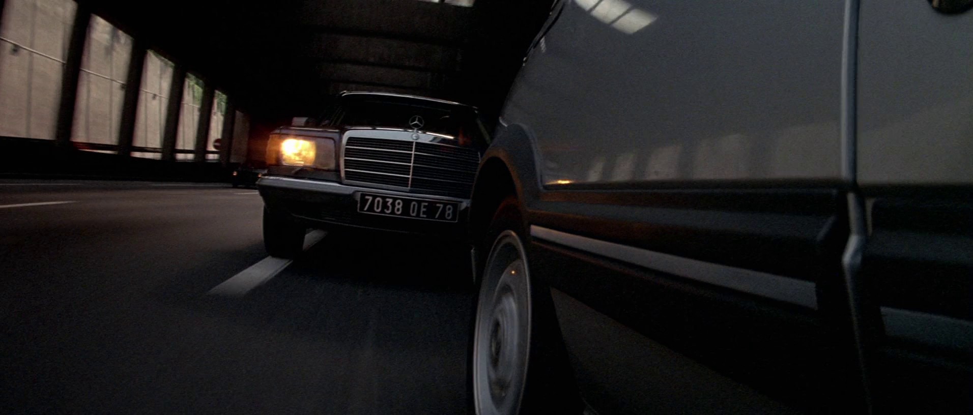 Subway (1985) —  shot,  lighting