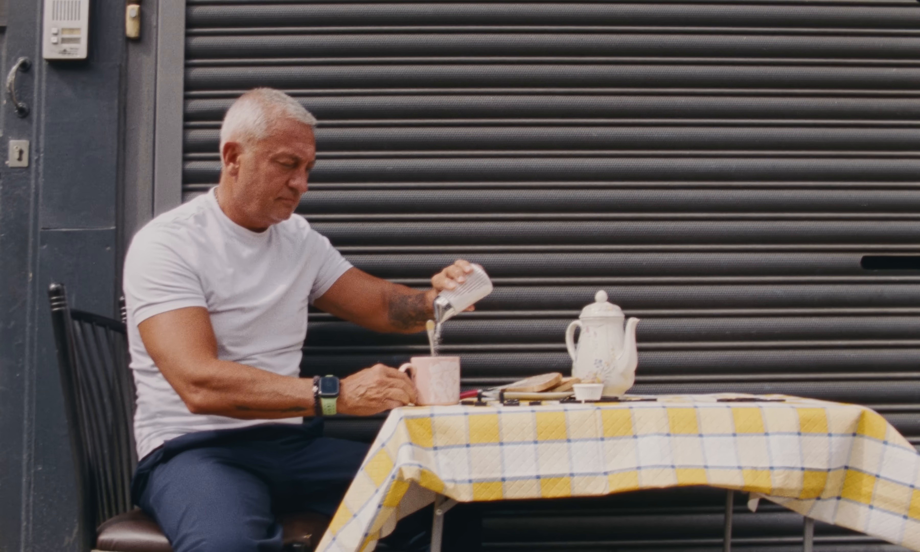 The Sofa (2025) —  shot,  lighting