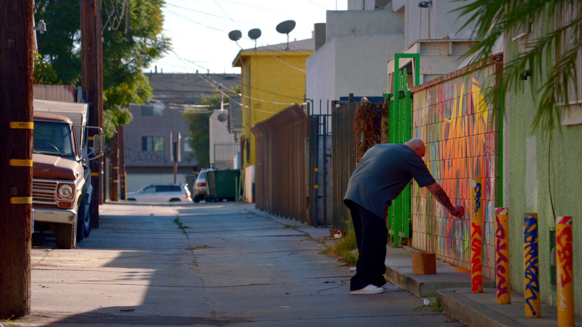 Signaling Risk (2014) —  shot,  lighting