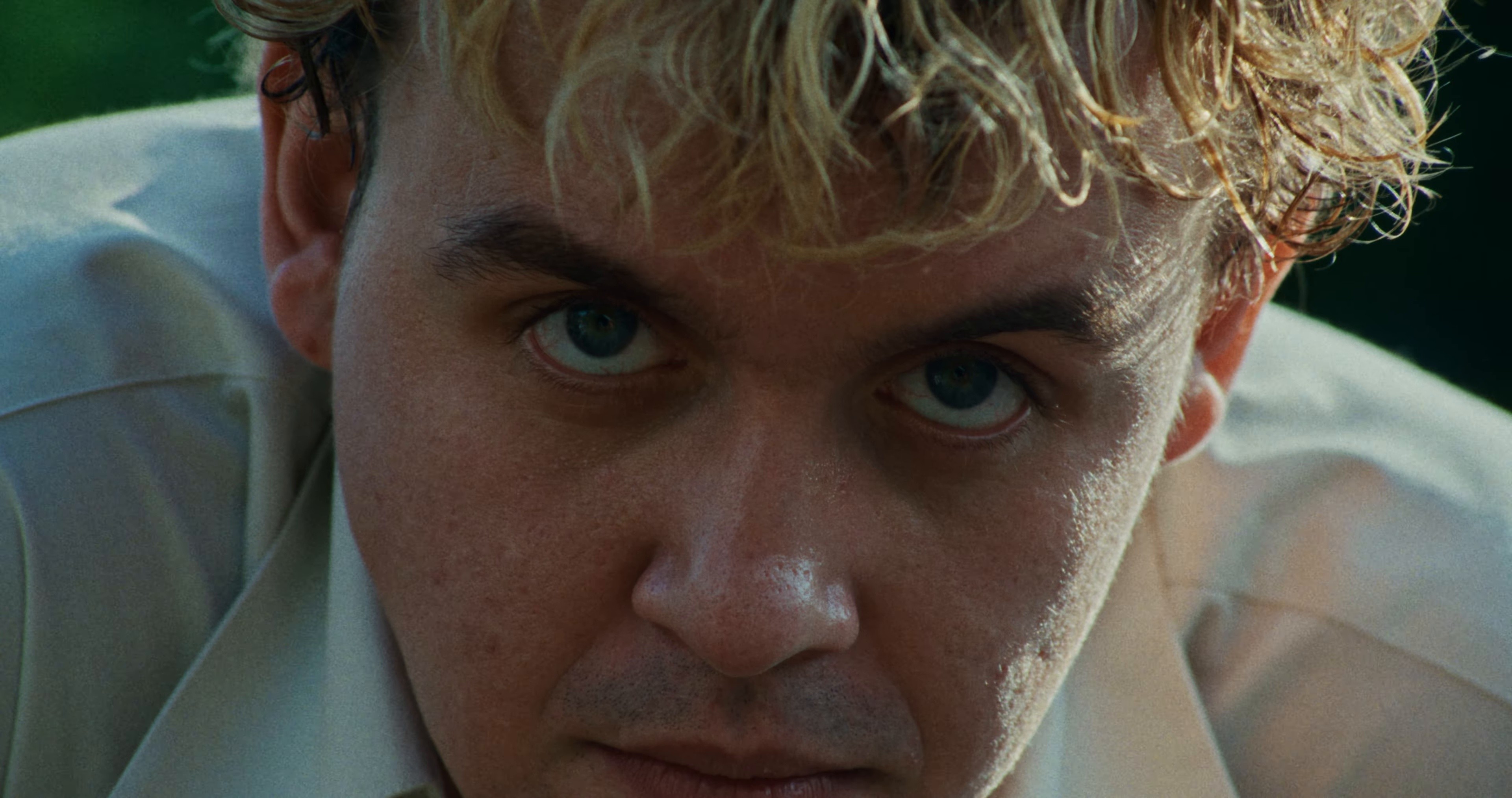 GODDAMN! (2025) —  shot,  lighting