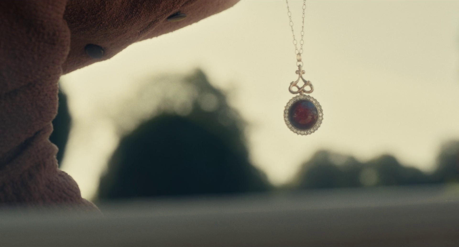 Cruella (2021) —  shot,  lighting