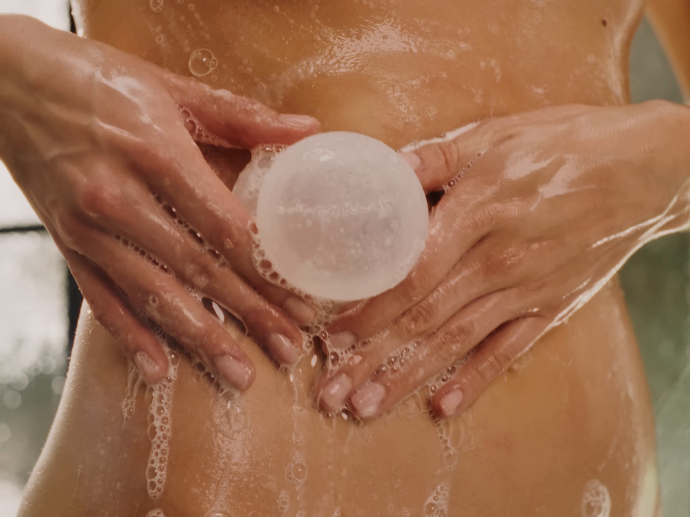 CYKLAR ⎹ Get In Touch With Your Body (2024) —  shot,  lighting