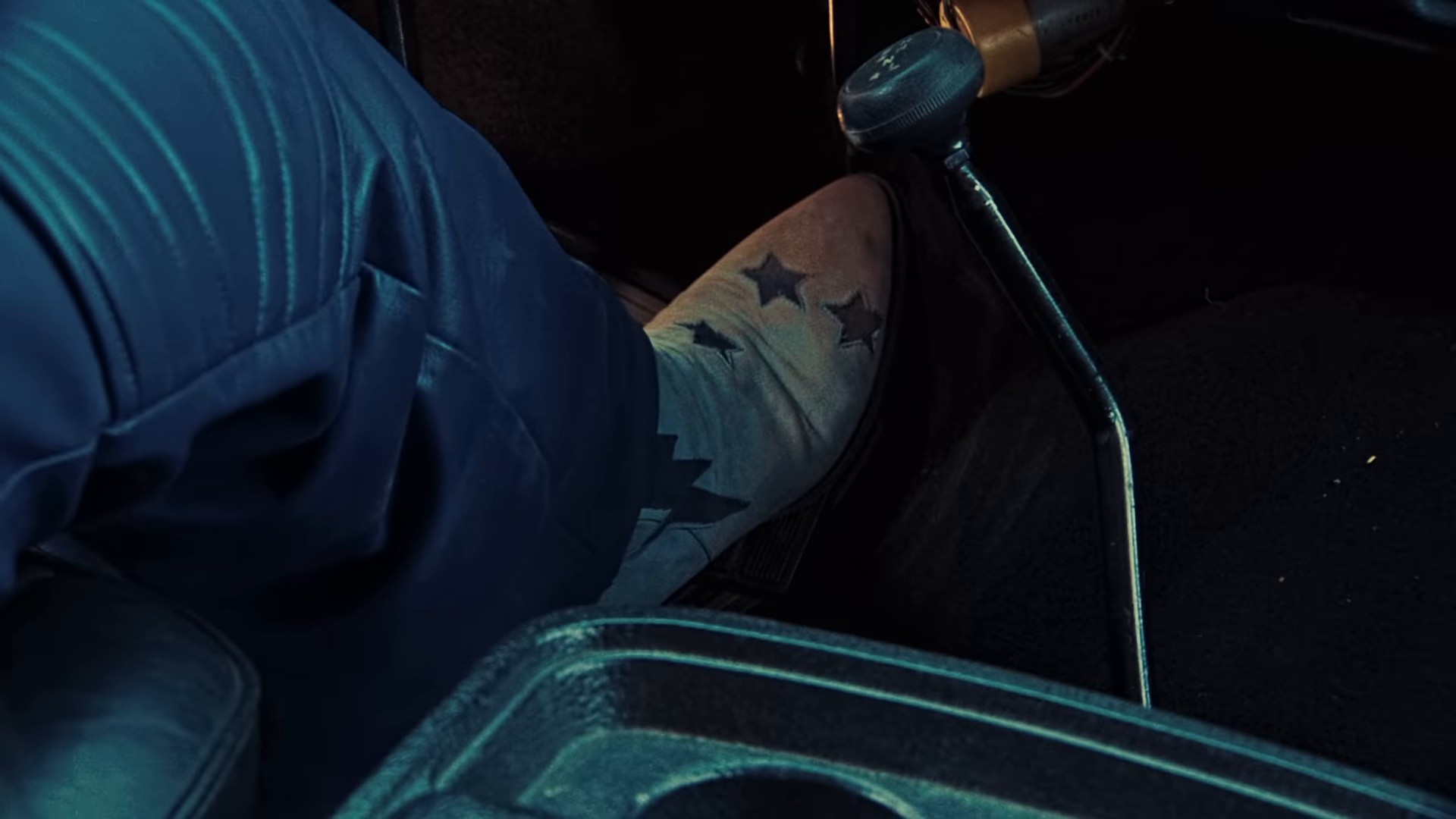 Duckwrth - Escapist (OFFICIAL MUSIC VIDEO) (2025) —  shot,  lighting