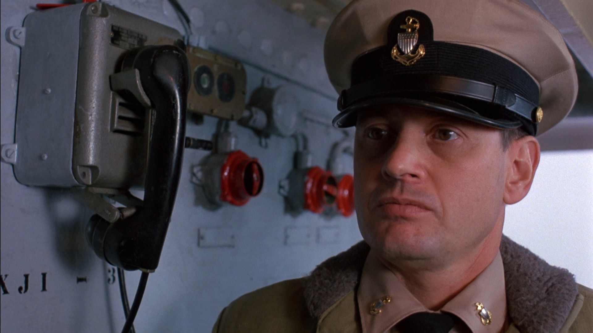 The Lightship (1985) —  shot,  lighting