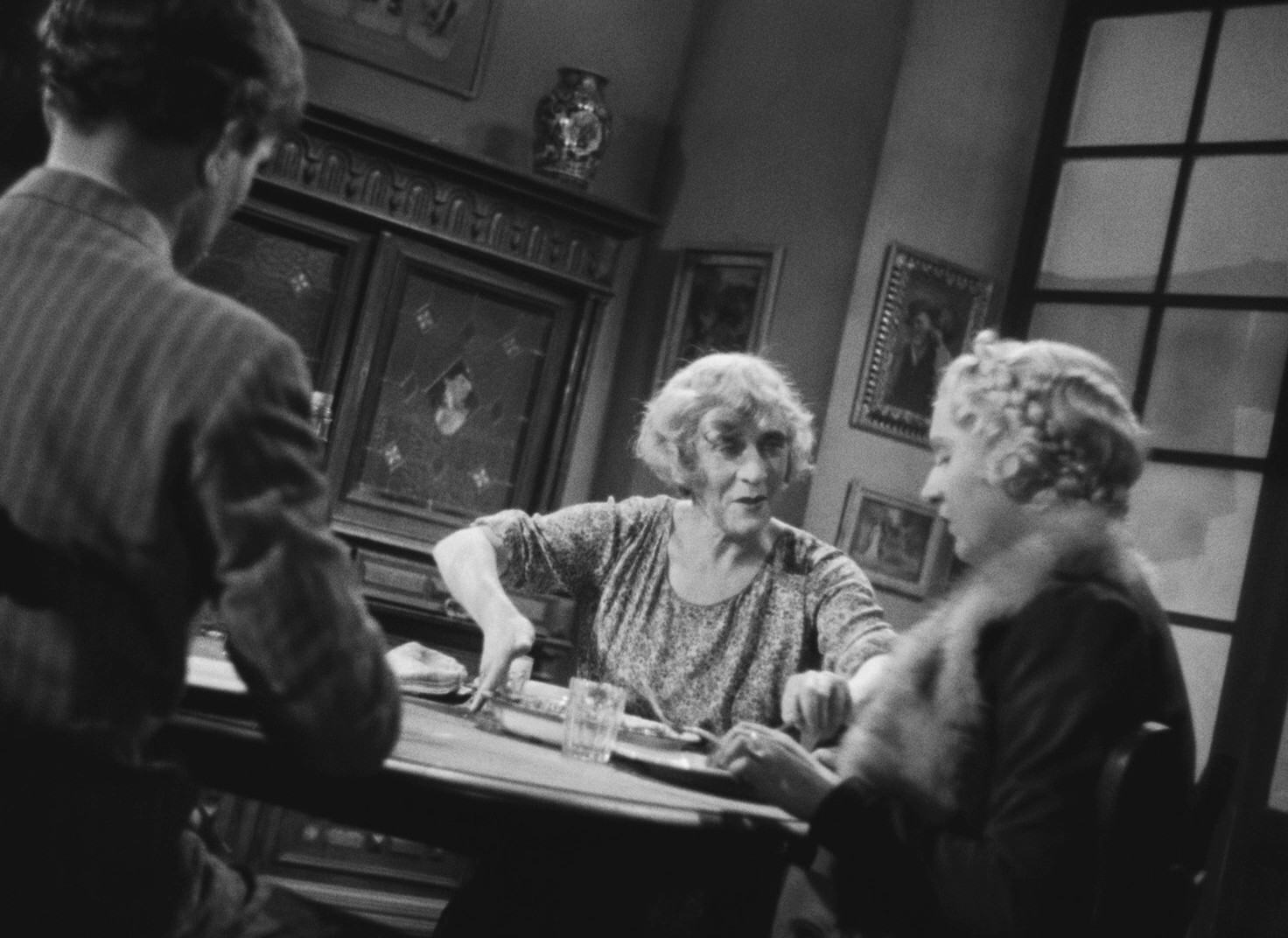 Christine (1937) —  shot,  lighting