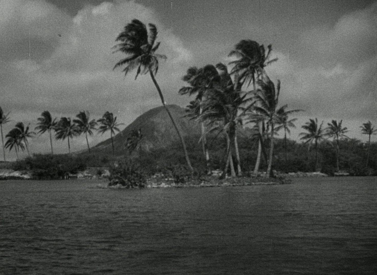 The Mad Doctor of Market Street (1942) —  shot,  lighting