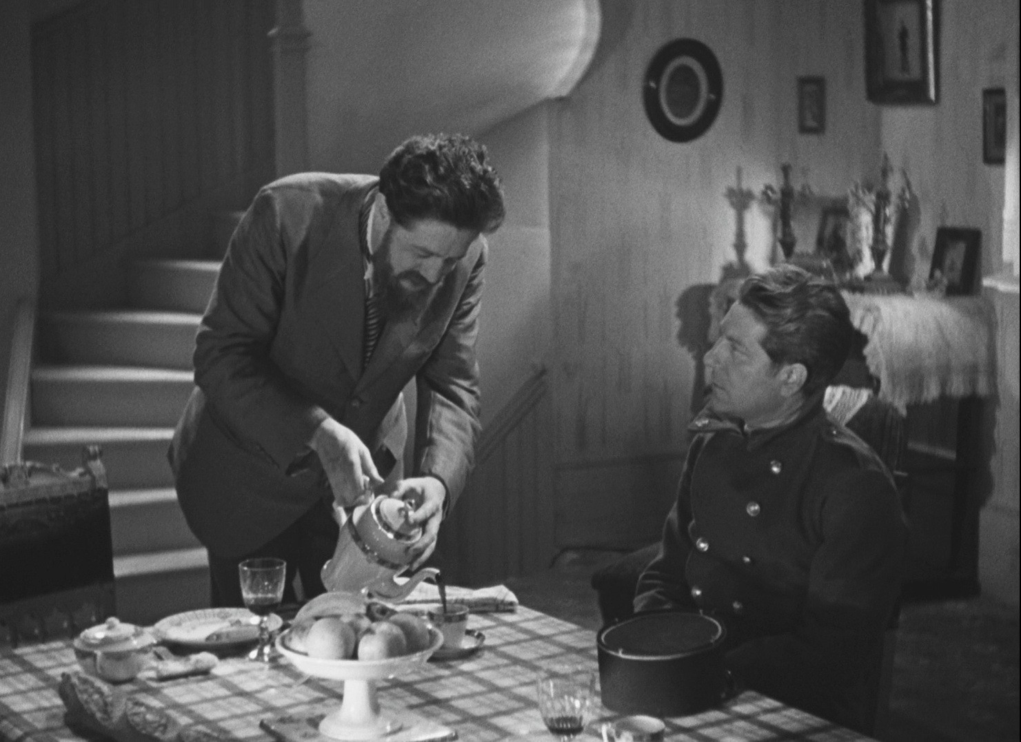 Port of Shadows (1938) —  shot,  lighting