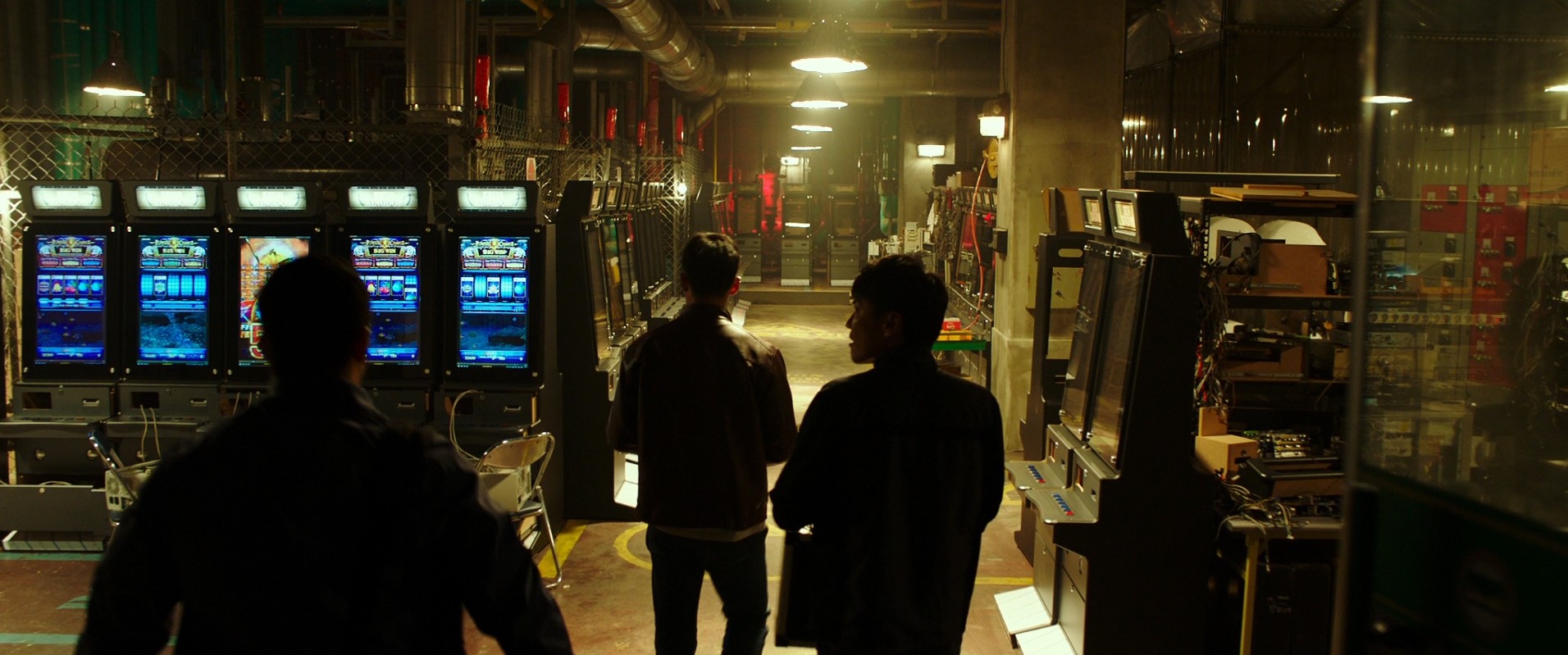 The Gangster, the Cop, the Devil (2019) —  shot,  lighting