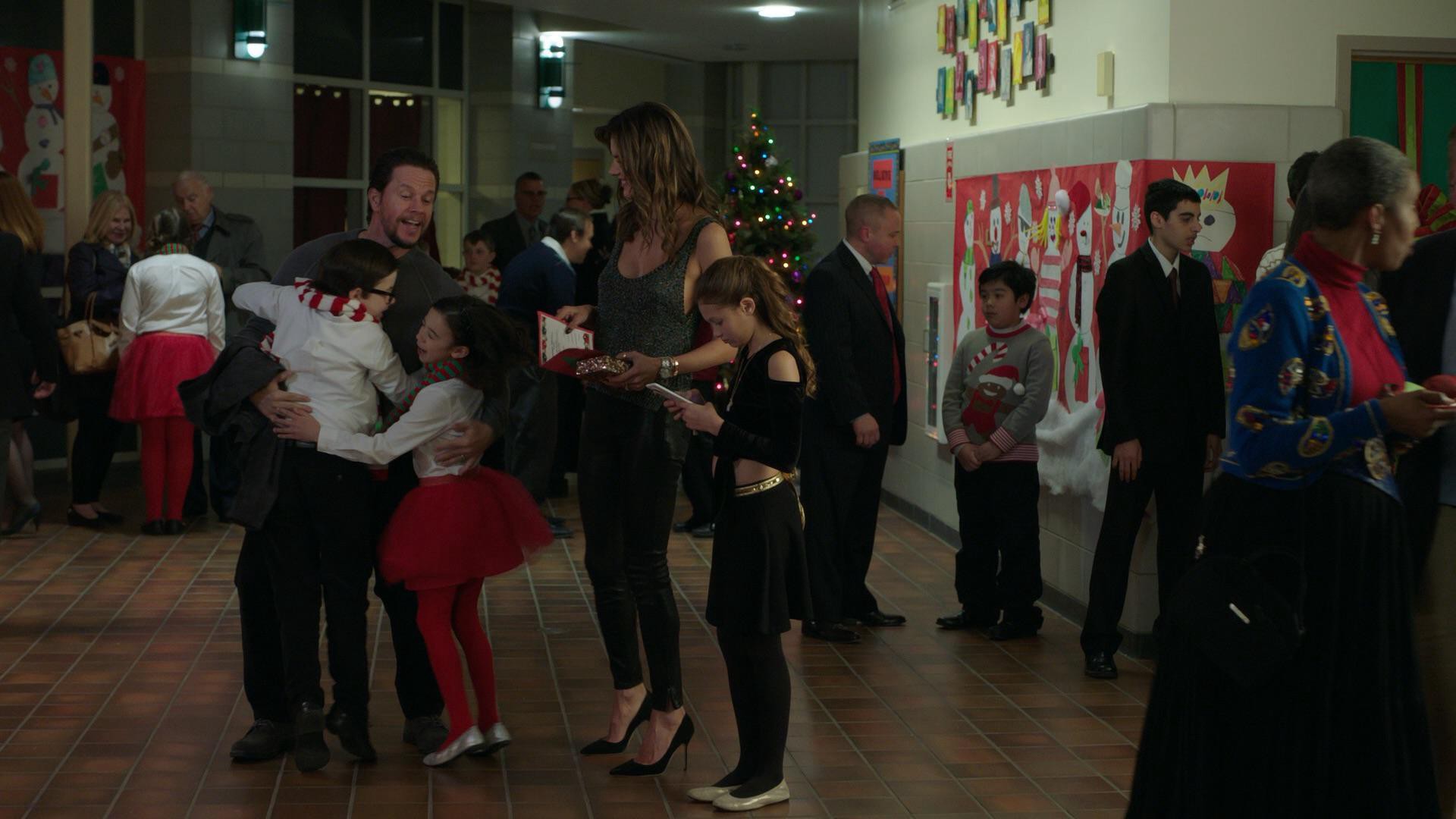 Daddy's Home 2 (2017) —  shot,  lighting