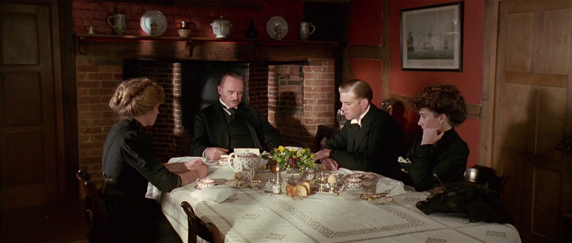 Howards End (1992) —  shot,  lighting