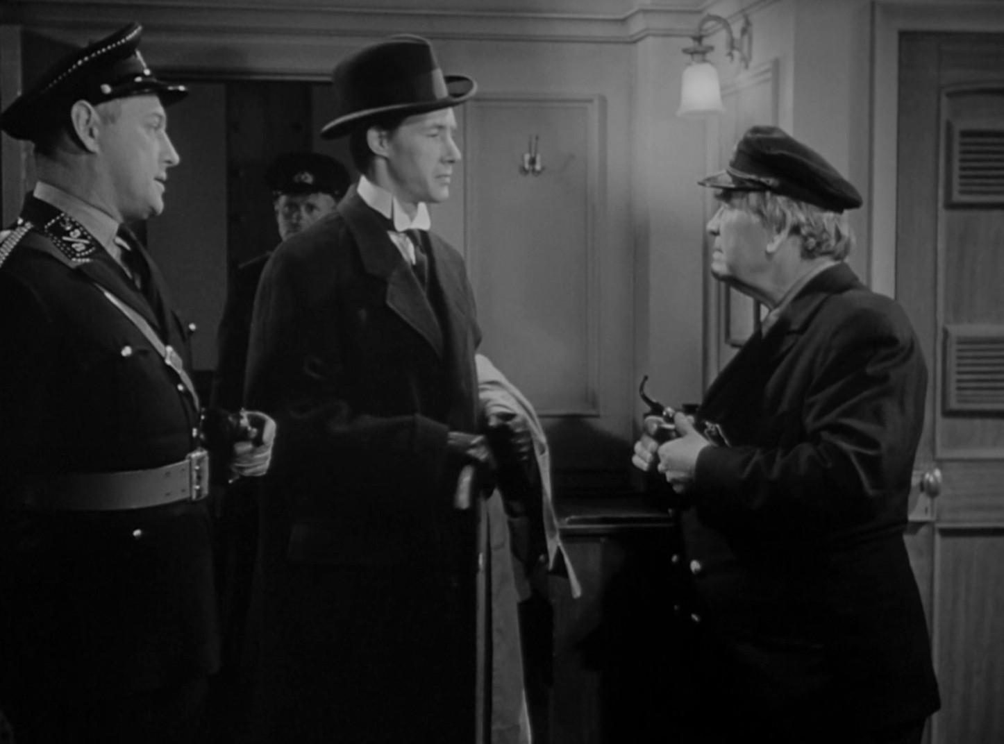 Man Hunt (1941) —  shot,  lighting