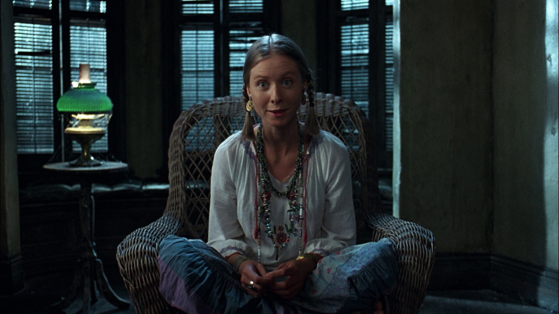 Addams Family Values (1993) —  shot,  lighting