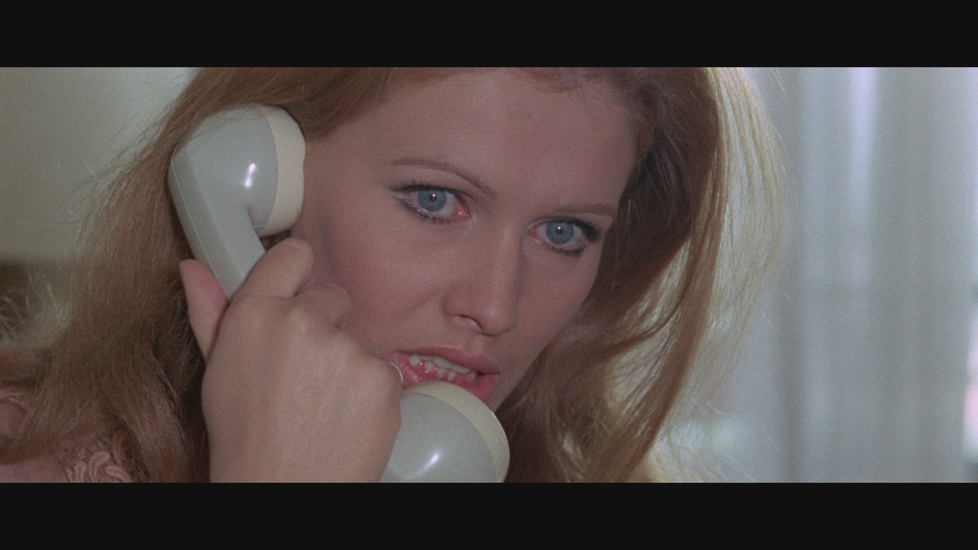 The Case of the Scorpion's Tail (1971) —  shot,  lighting