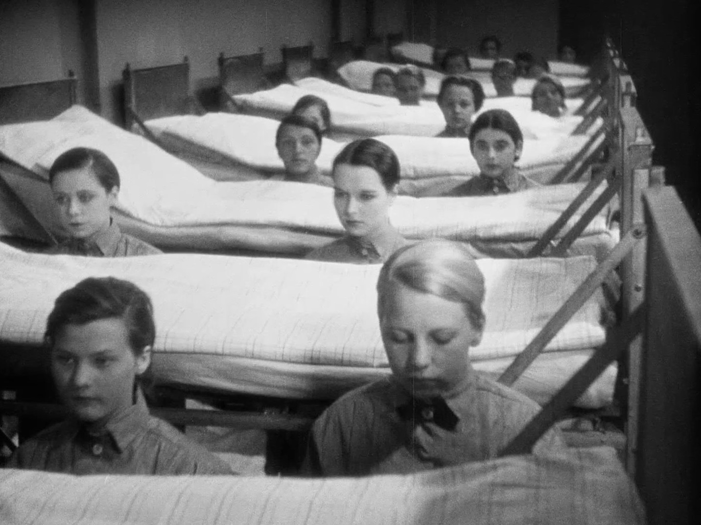 Diary of a Lost Girl (1929) —  shot,  lighting