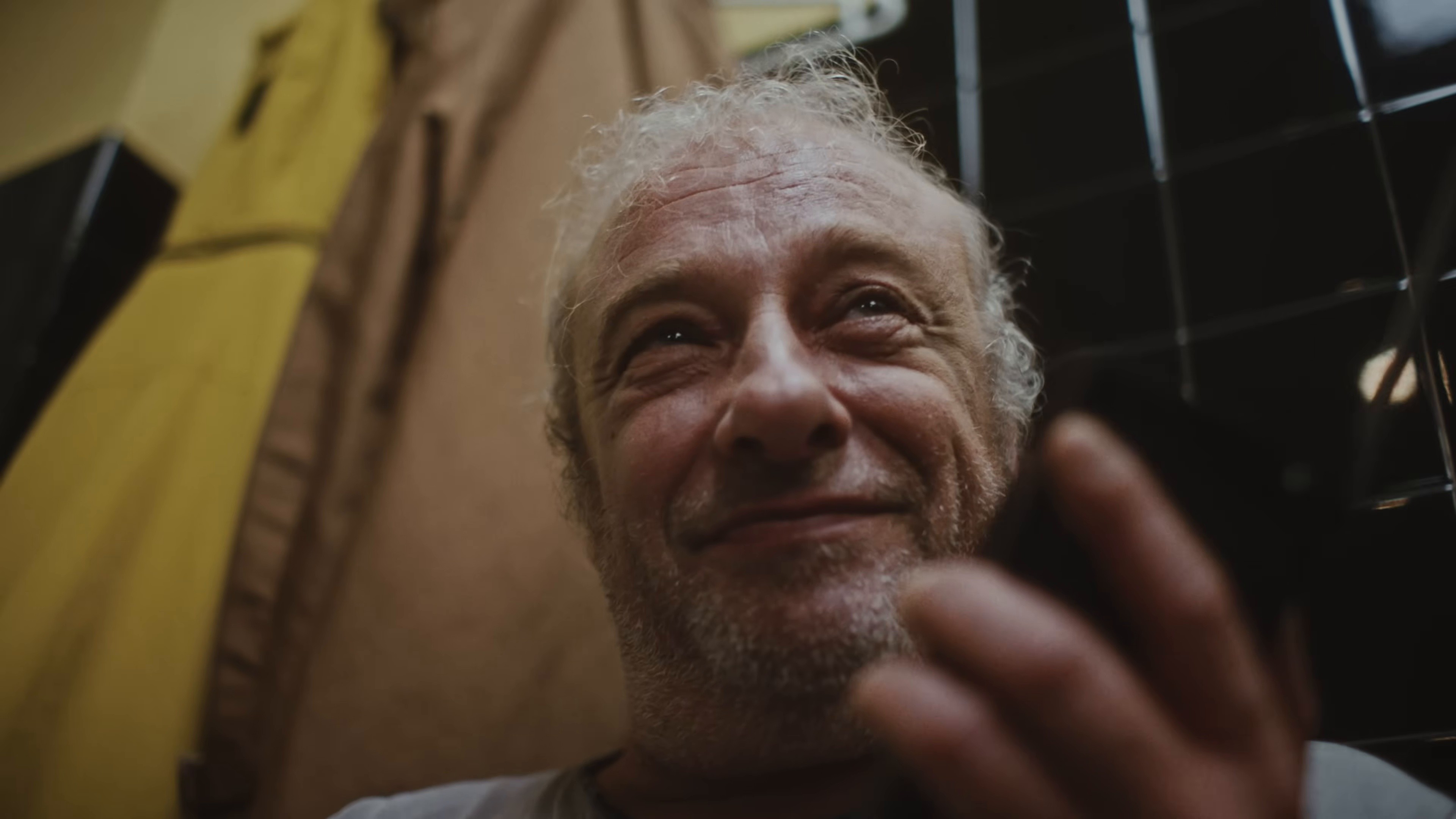 Podría Ser Peor (2026) —  shot,  lighting