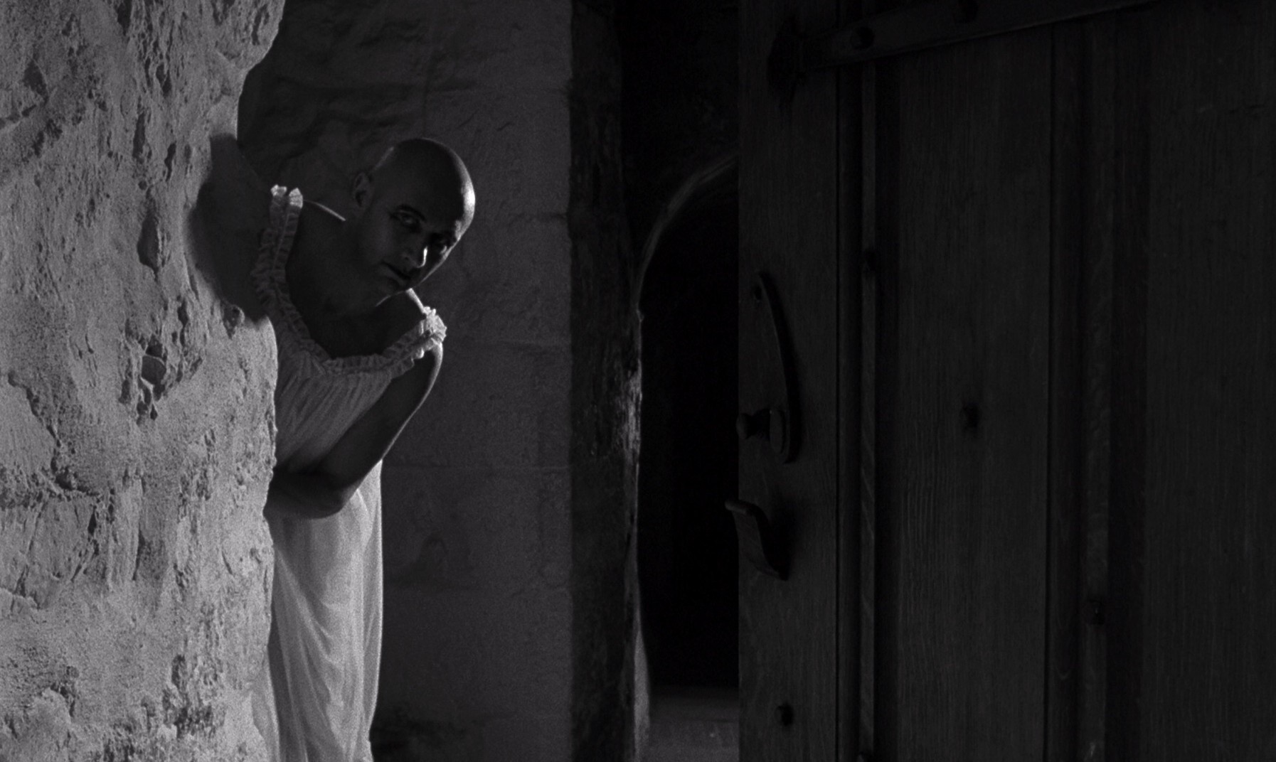 Cul-de-sac (1966) —  shot,  lighting