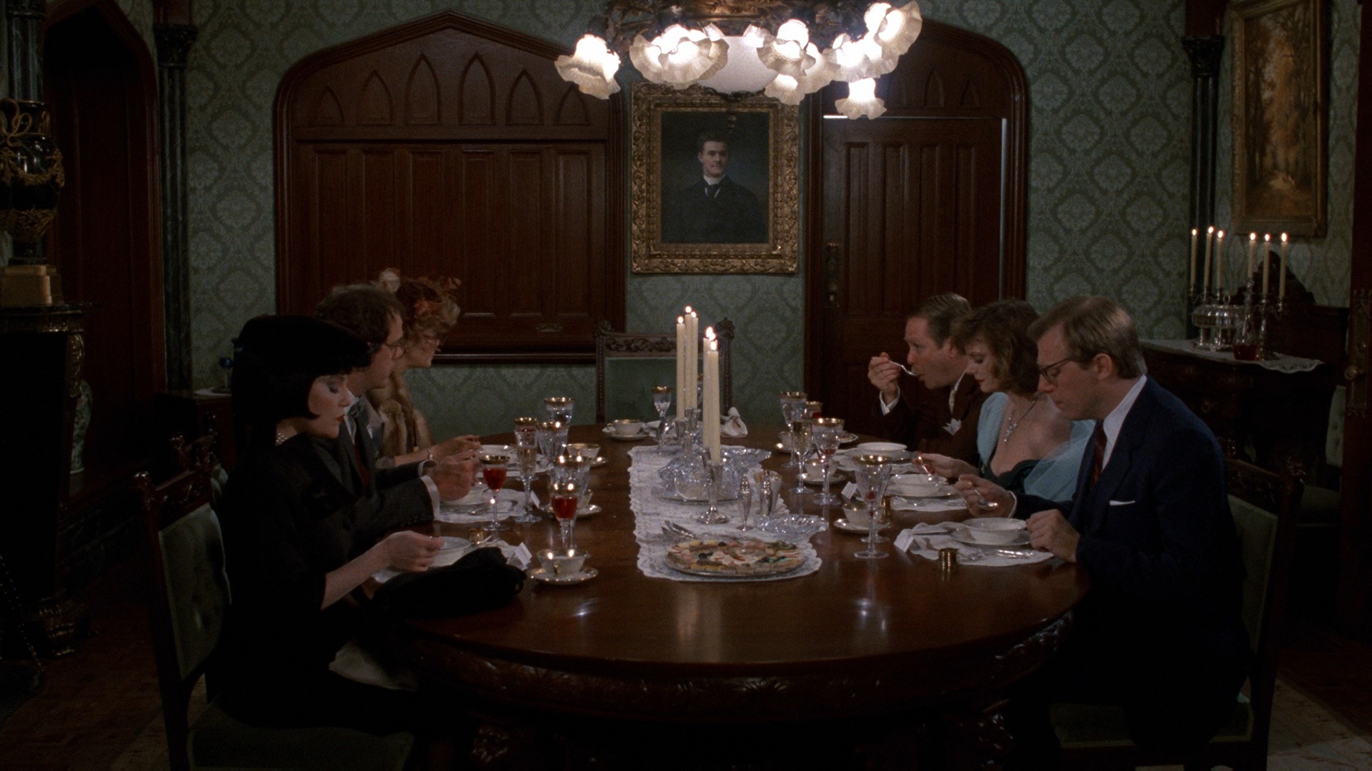 Clue (1985) —  shot,  lighting