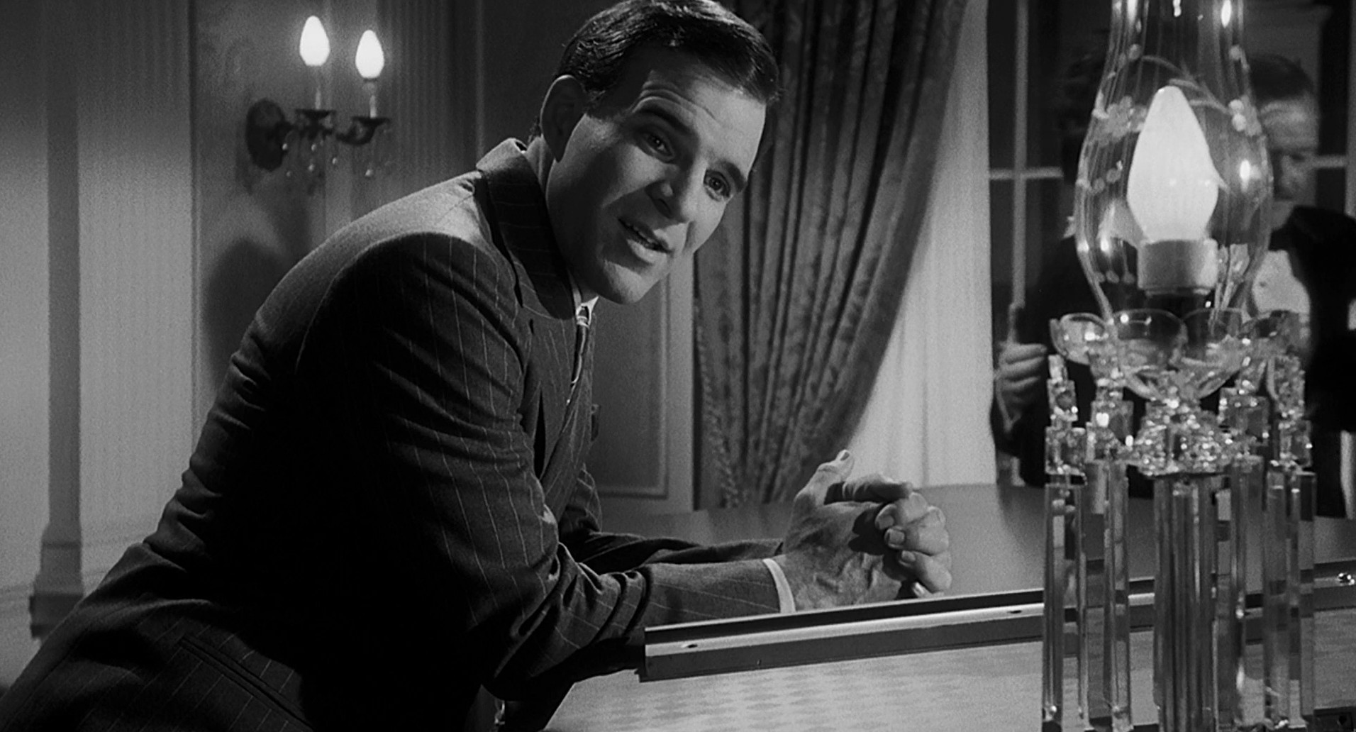 Dead Men Don't Wear Plaid (1982) —  shot,  lighting