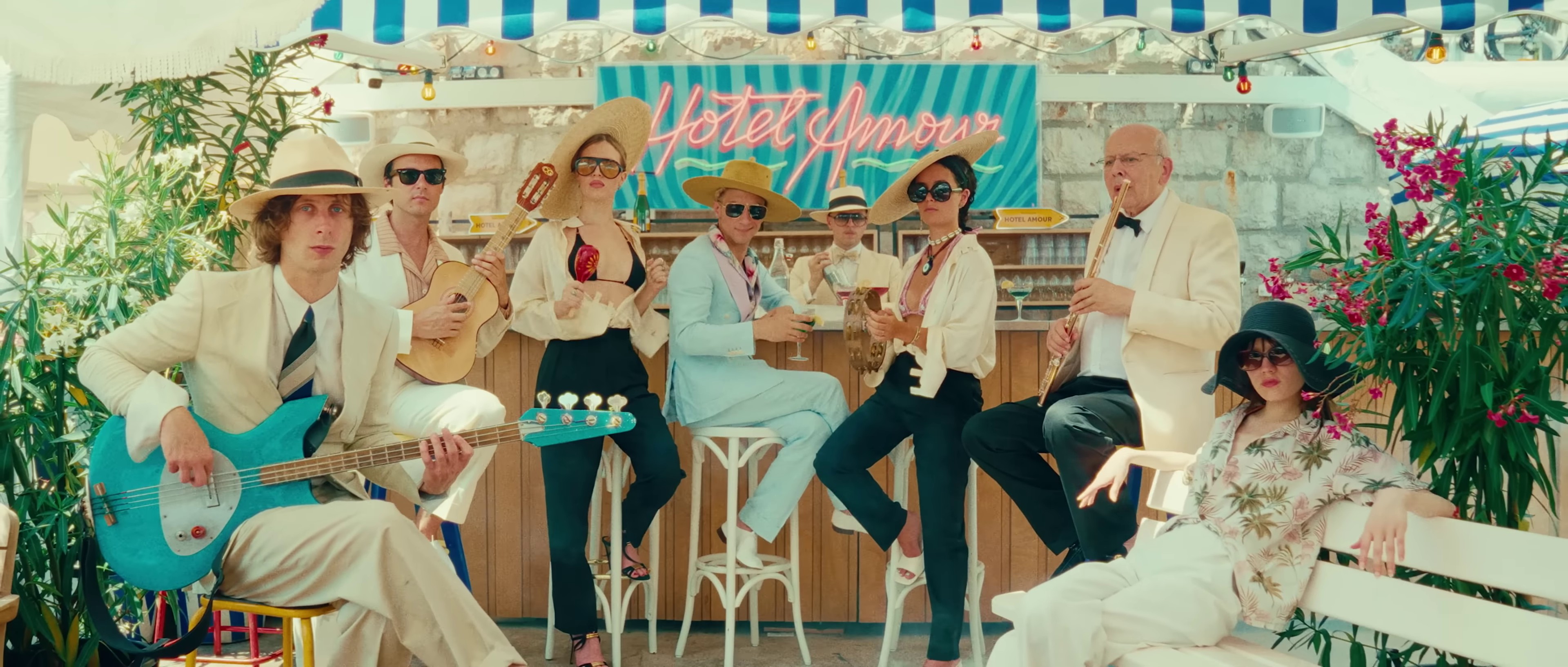 Sacatela (2022) —  shot,  lighting