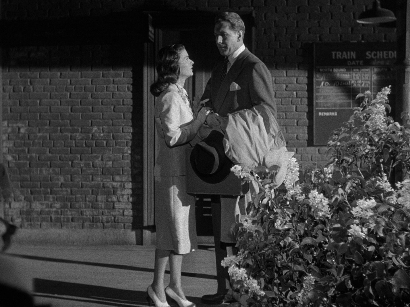 Secret Beyond the Door... (1947) —  shot,  lighting