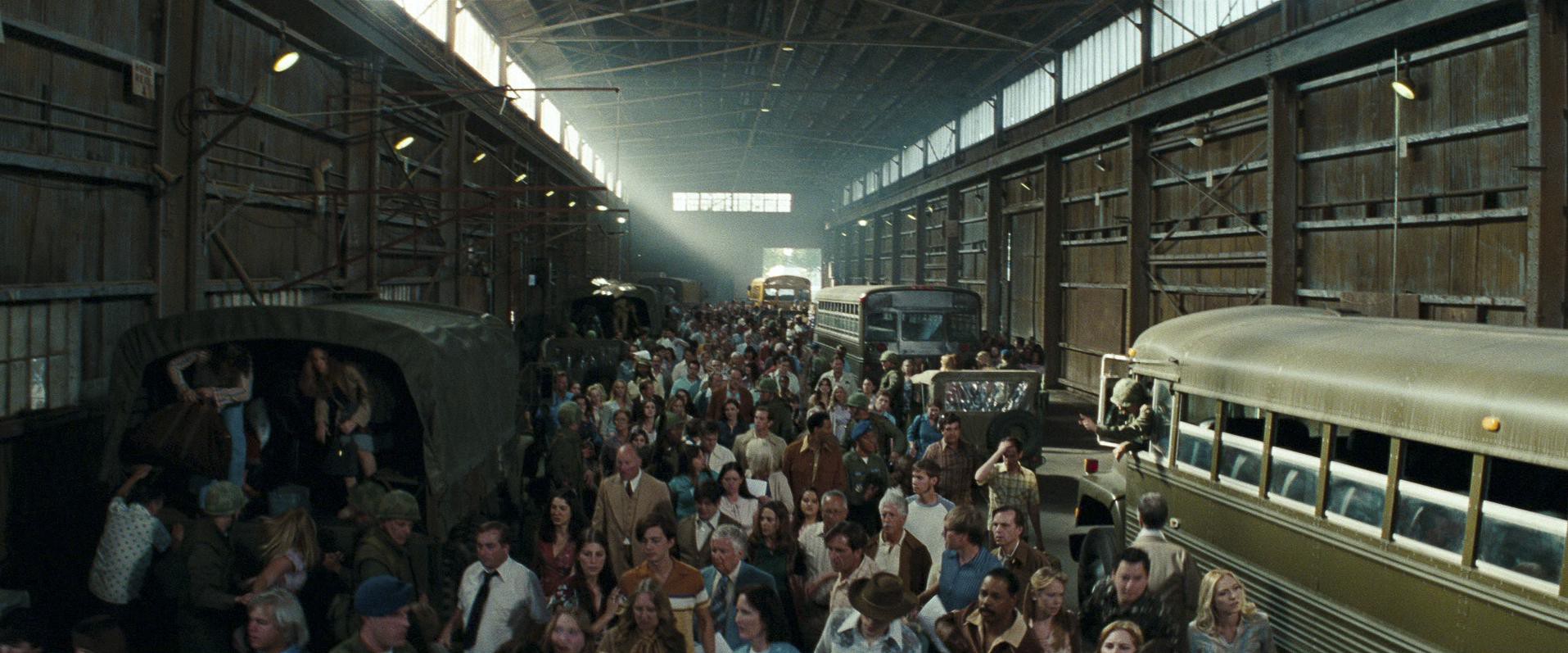 Super 8 (2011) —  shot,  lighting