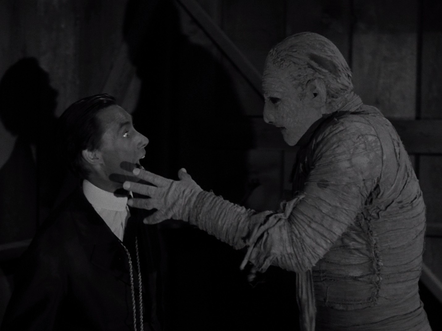 The Mummy's Ghost (1944) —  shot,  lighting