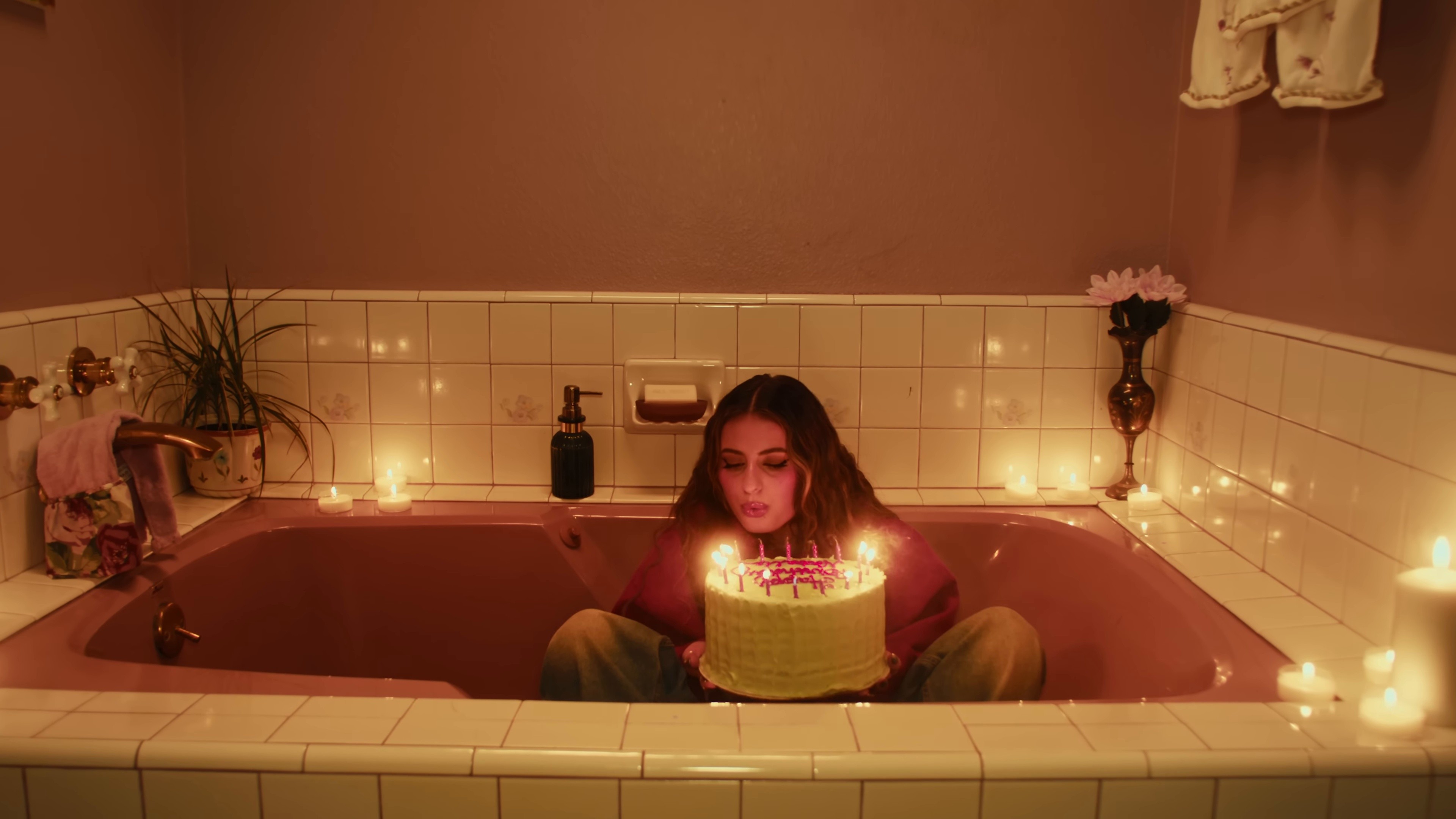 how u been? (2025) —  shot,  lighting