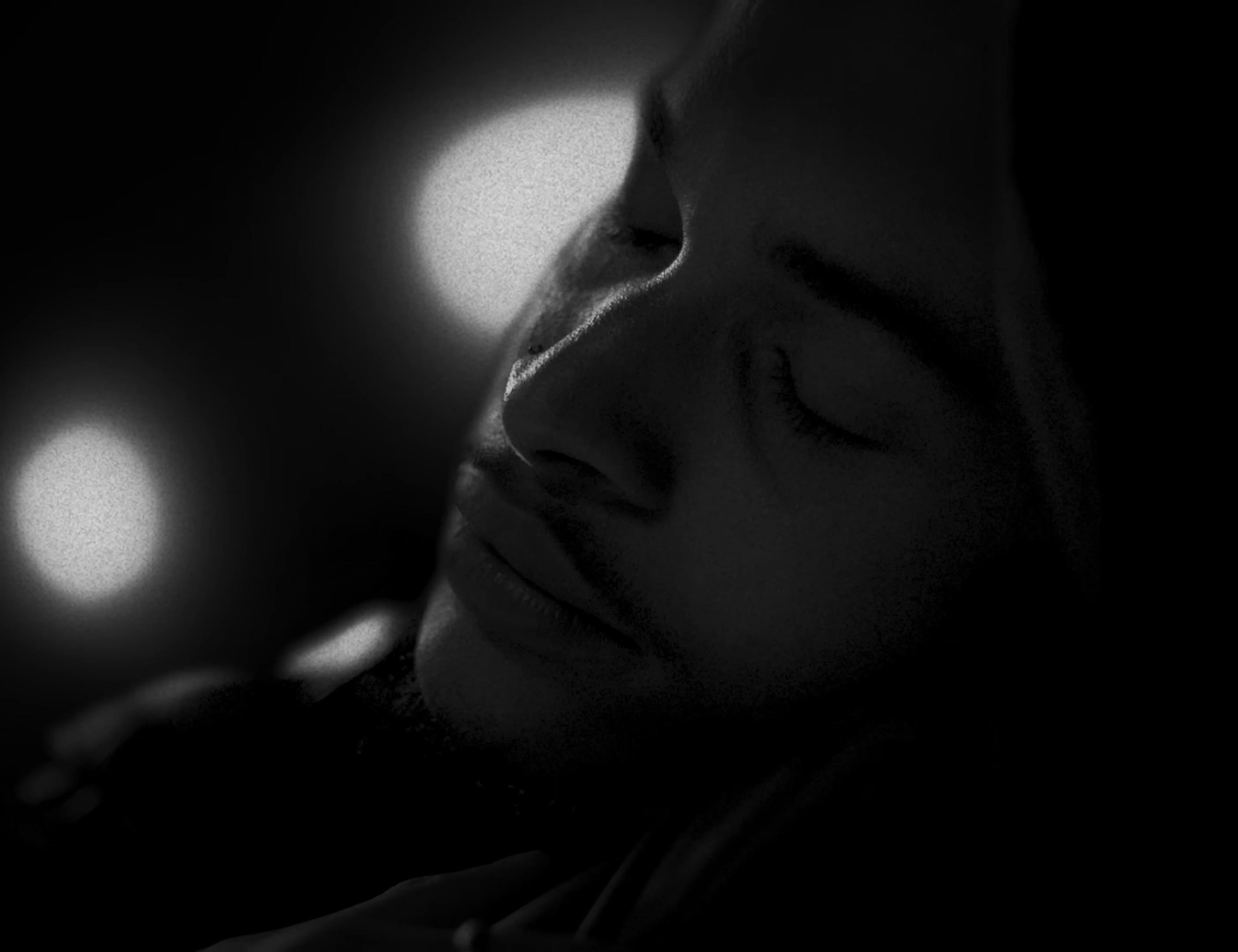 DELUSIONAL (2025) —  shot,  lighting