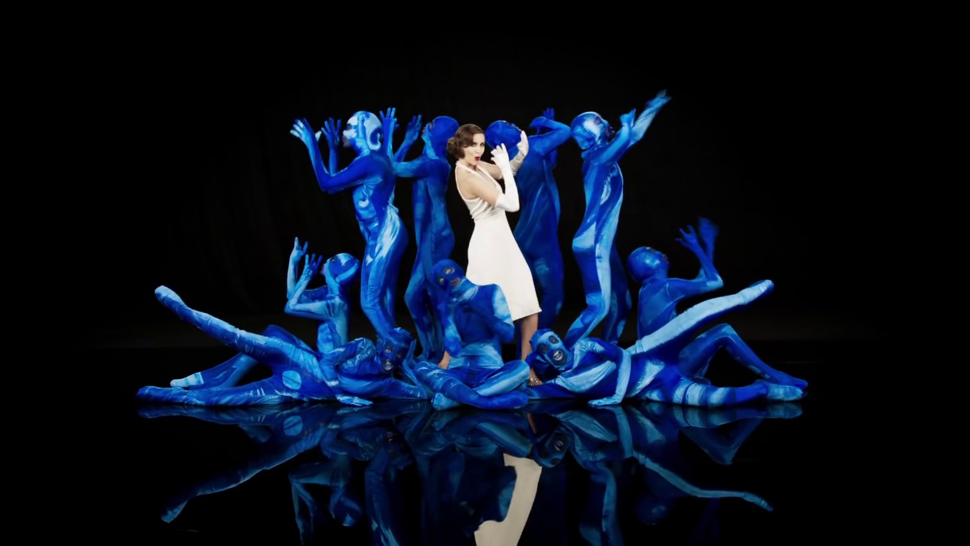  Colors (2021) —  shot,  lighting