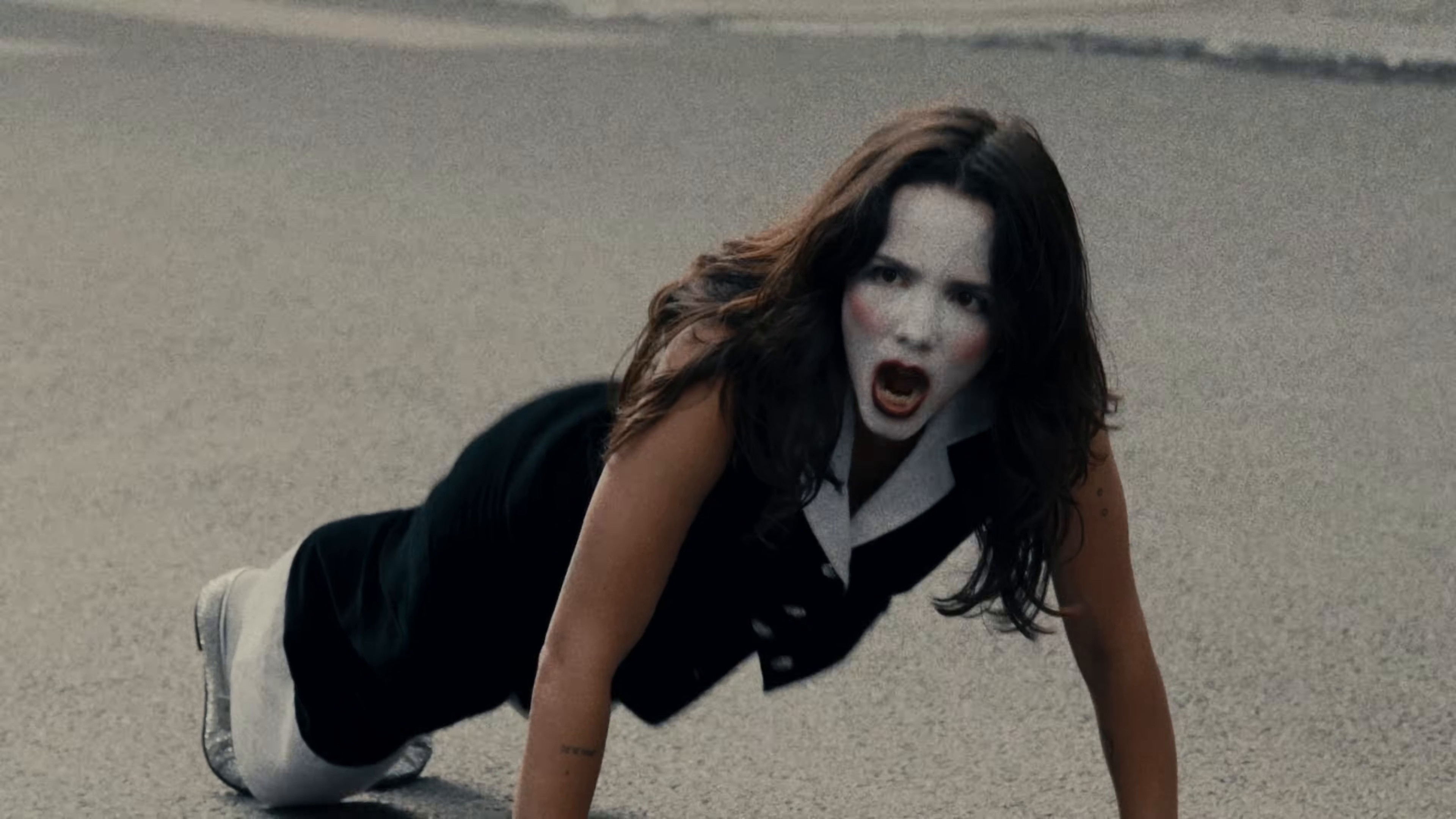 DEMAIN, J'ARRÊTE (2025) —  shot,  lighting