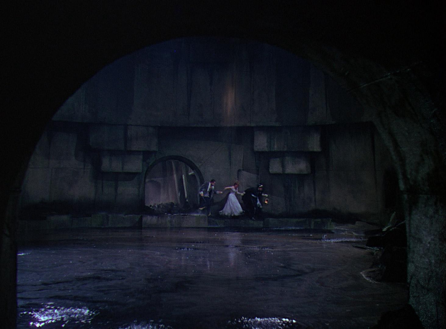 Phantom of the Opera (1943) —  shot,  lighting